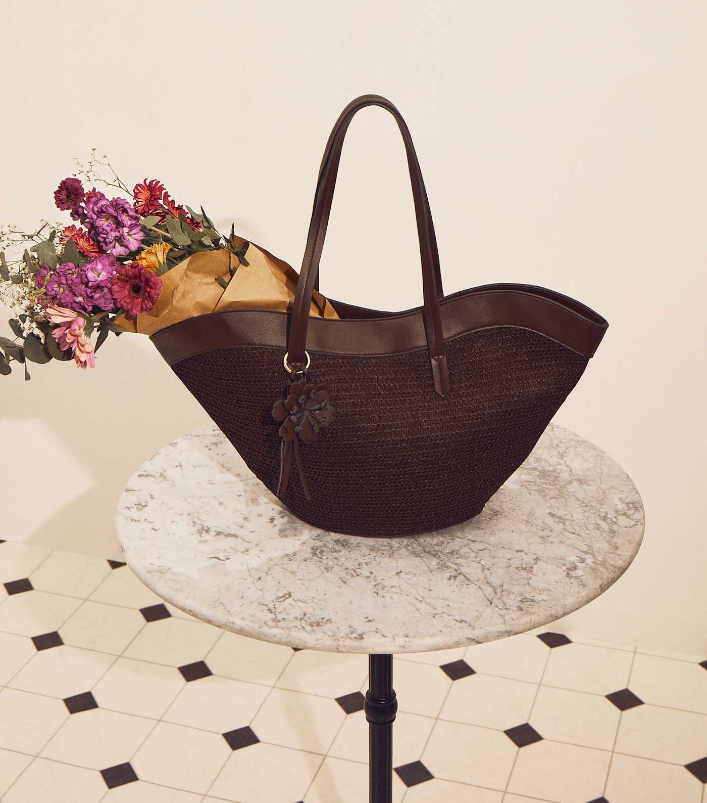 Dark Brown Curved Woven Tote Bag | New Look | New Look (UK)