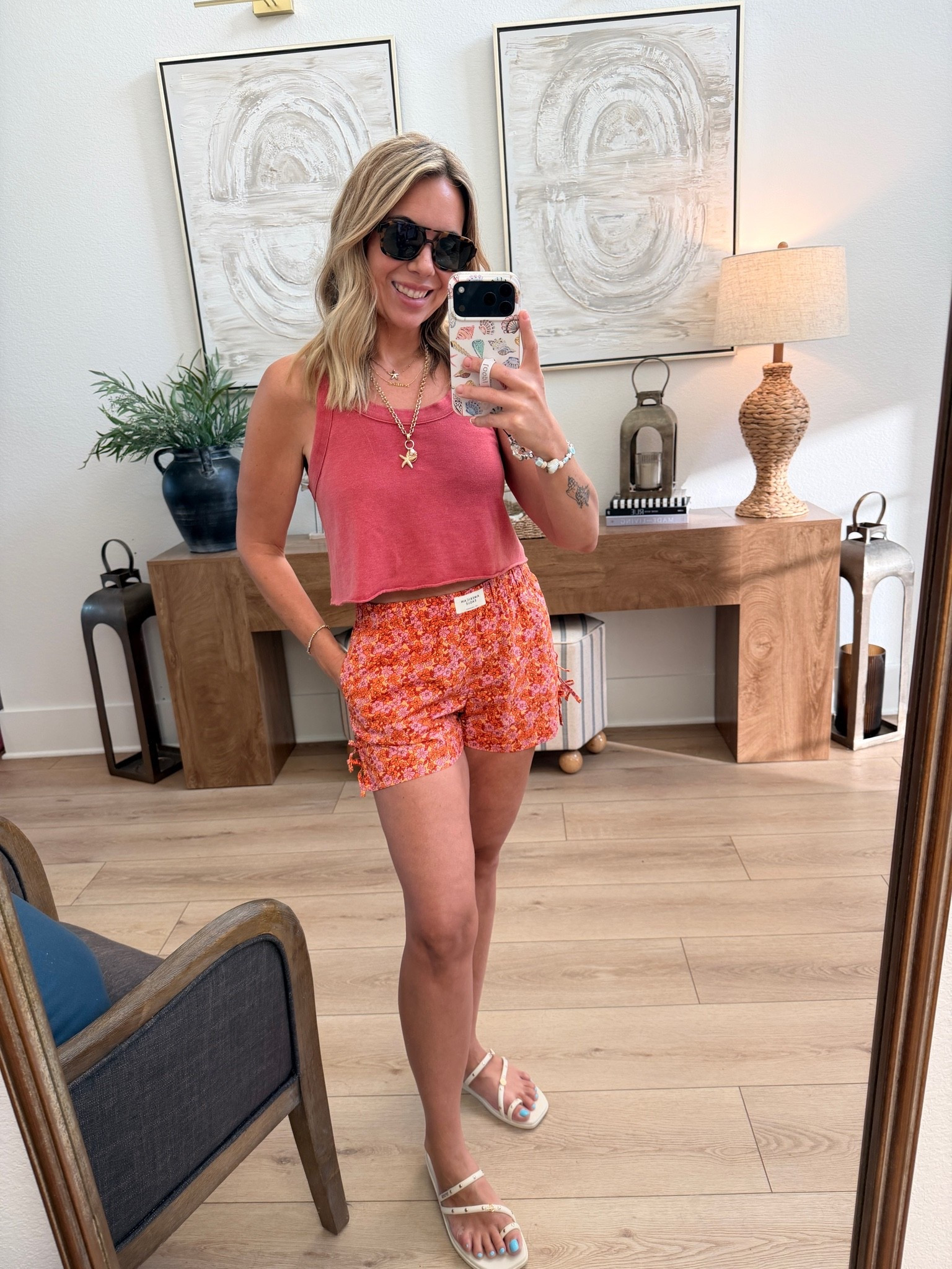Loopy code: WIFEONADIME 
LOVING THESE cute boxer shorts from American Eagle! #ae @ae @crocs

#LTKootd #LTKdayinmylife