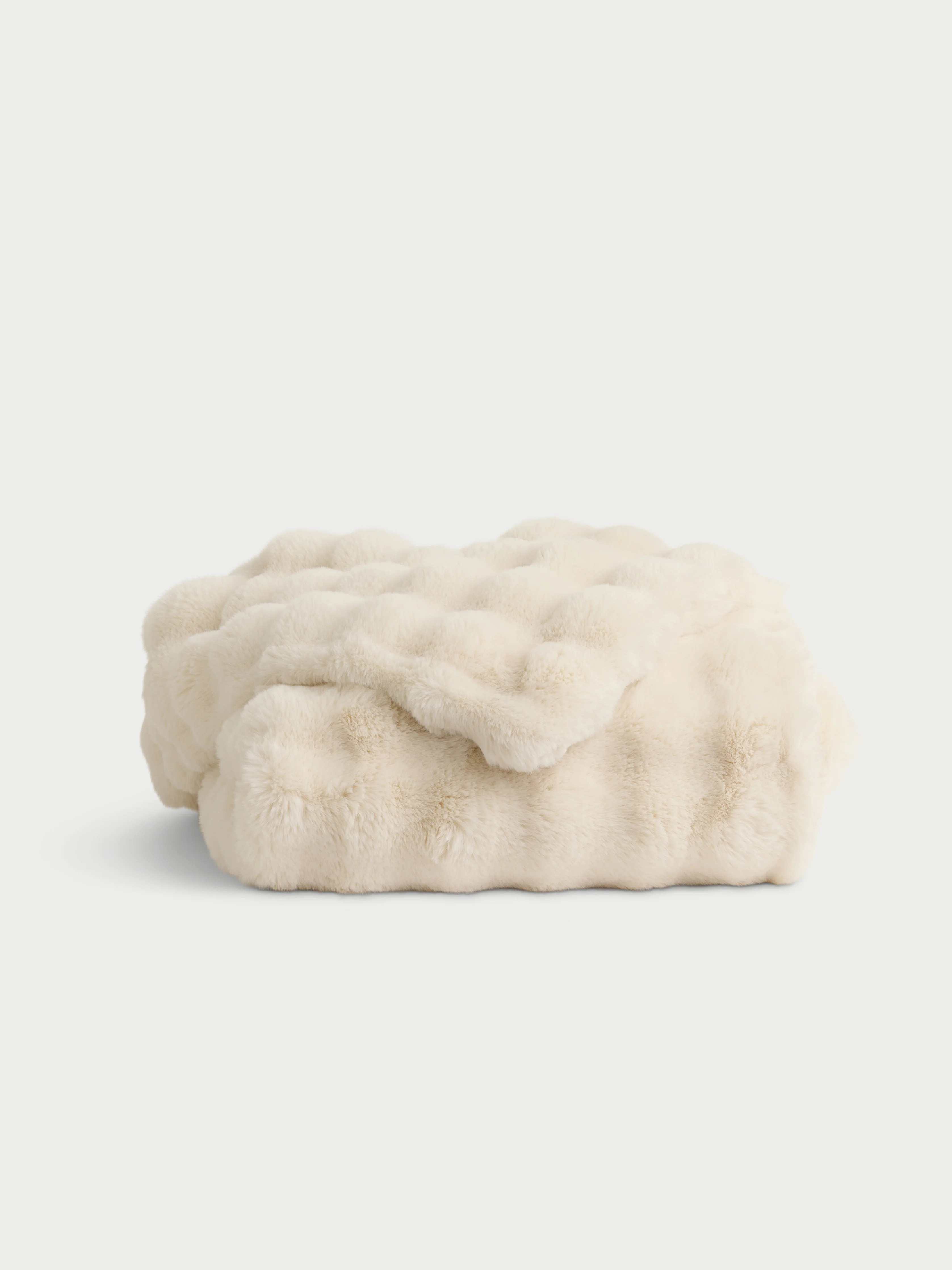 Bubble Cuddle Blanket - Wholesale in Creme (Size: Throw) - Cozy Earth | Cozy Earth