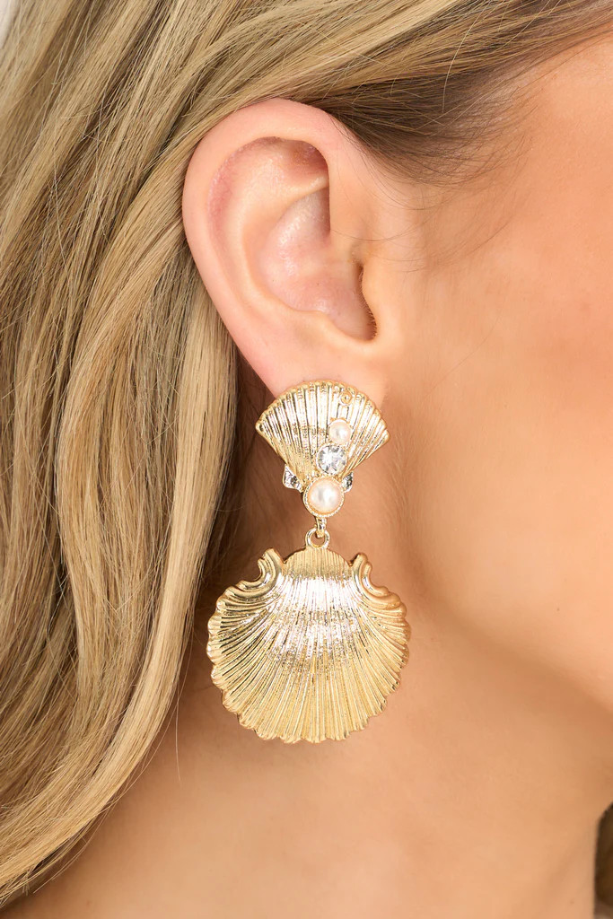 Seaside Chic Gold Earrings | Red Dress 