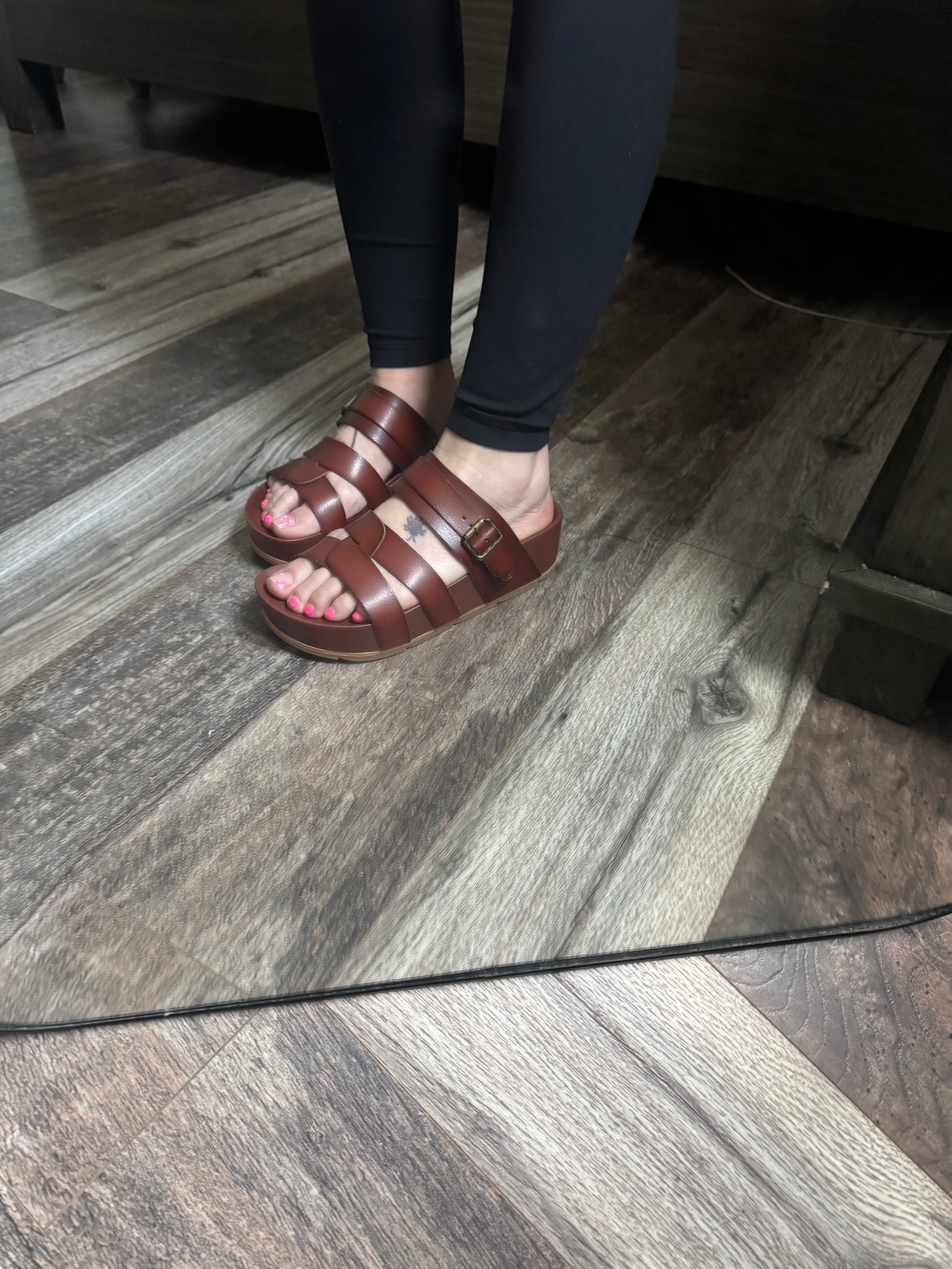 Project cloud TWO way absolutely stunning but the most comfortable summer shoe like ever… as a realtor! #projectcloud #sandal

#LTKootd #LTKSeasonal #LTKSaleAlert