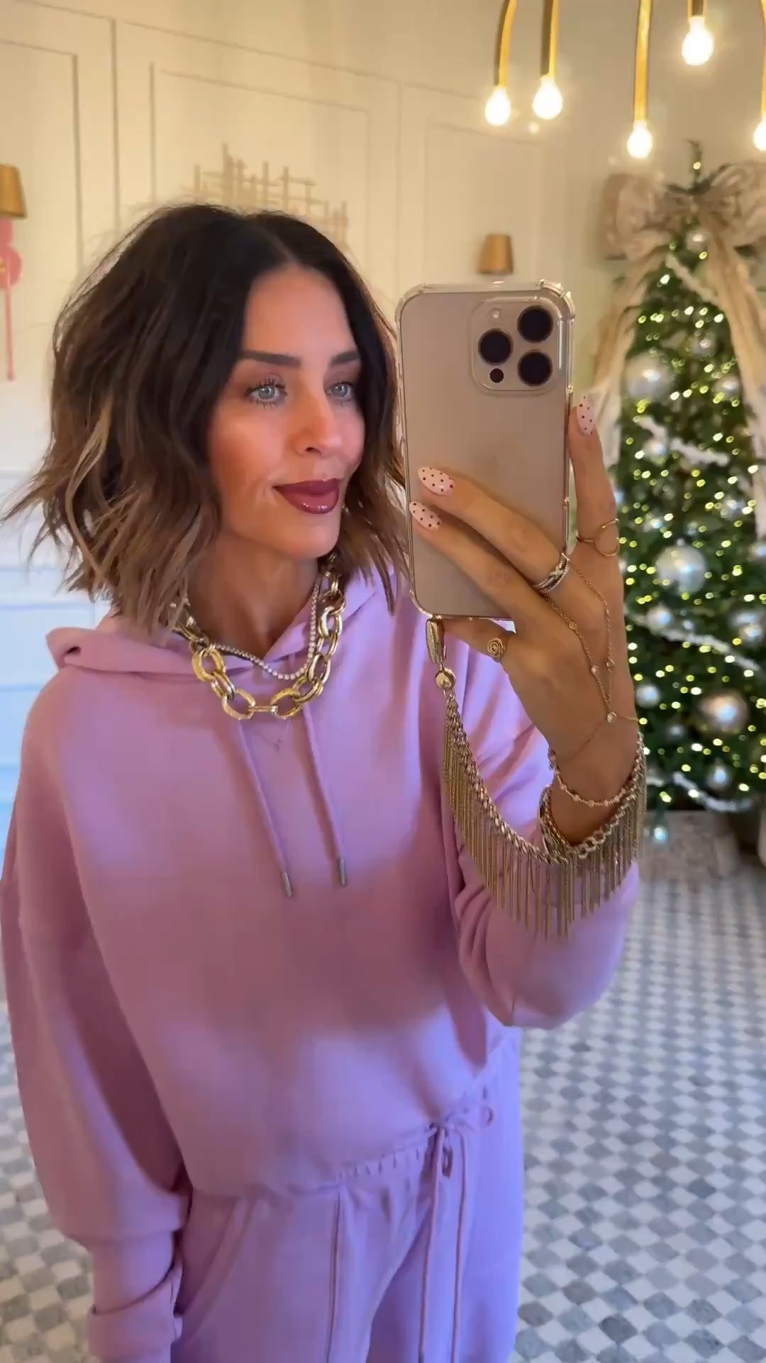 Walmart scuba cozy set
Tops - size S
Sweatpants - size M



#LTKFindsUnder50 #LTKFindsUnder100 #LTKTravel