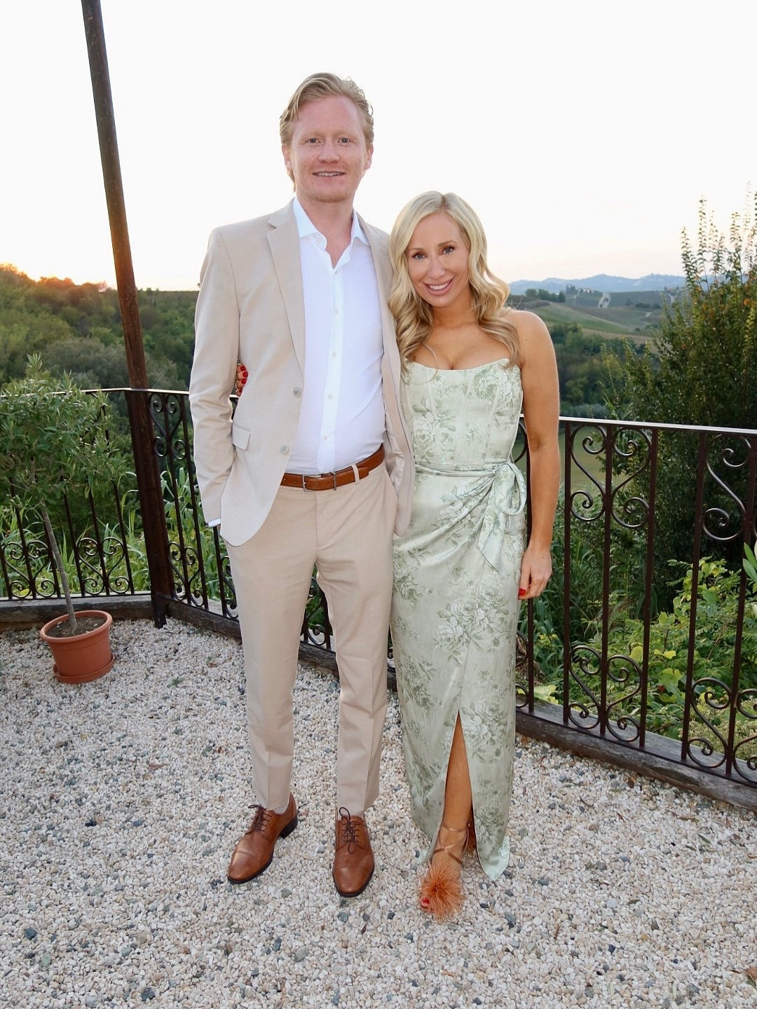 We love an Italian wedding! ♥️🇮🇹

& I am still obsessed with this dress!!! 😍

Size 6 for reference 

#LTKWedding #LTKParties #LTKSeasonal