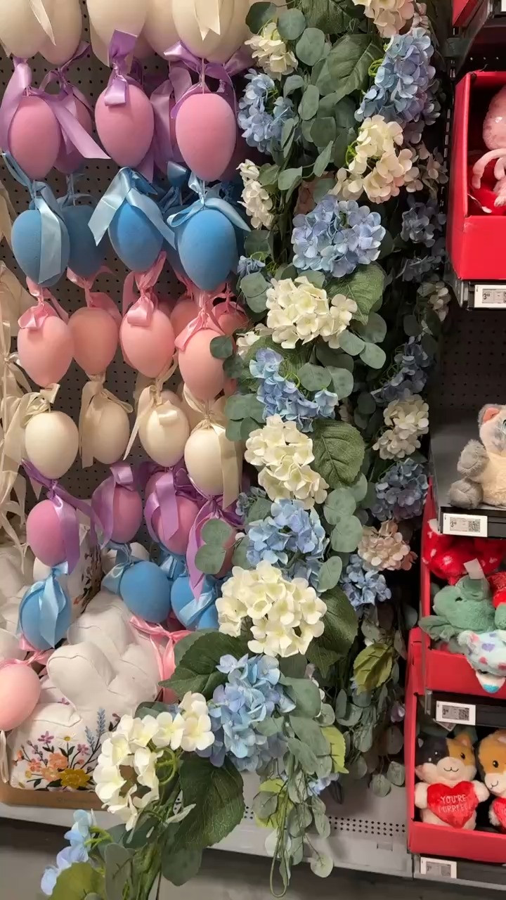 This hydrangea garland is so realistic & gorg!!

Easter, Easter bunnies, Walmart Easter decor, Easter decor, Easter bunny decor, Mallory Lee Richardson 

 

#LTKSeasonal #LTKHome