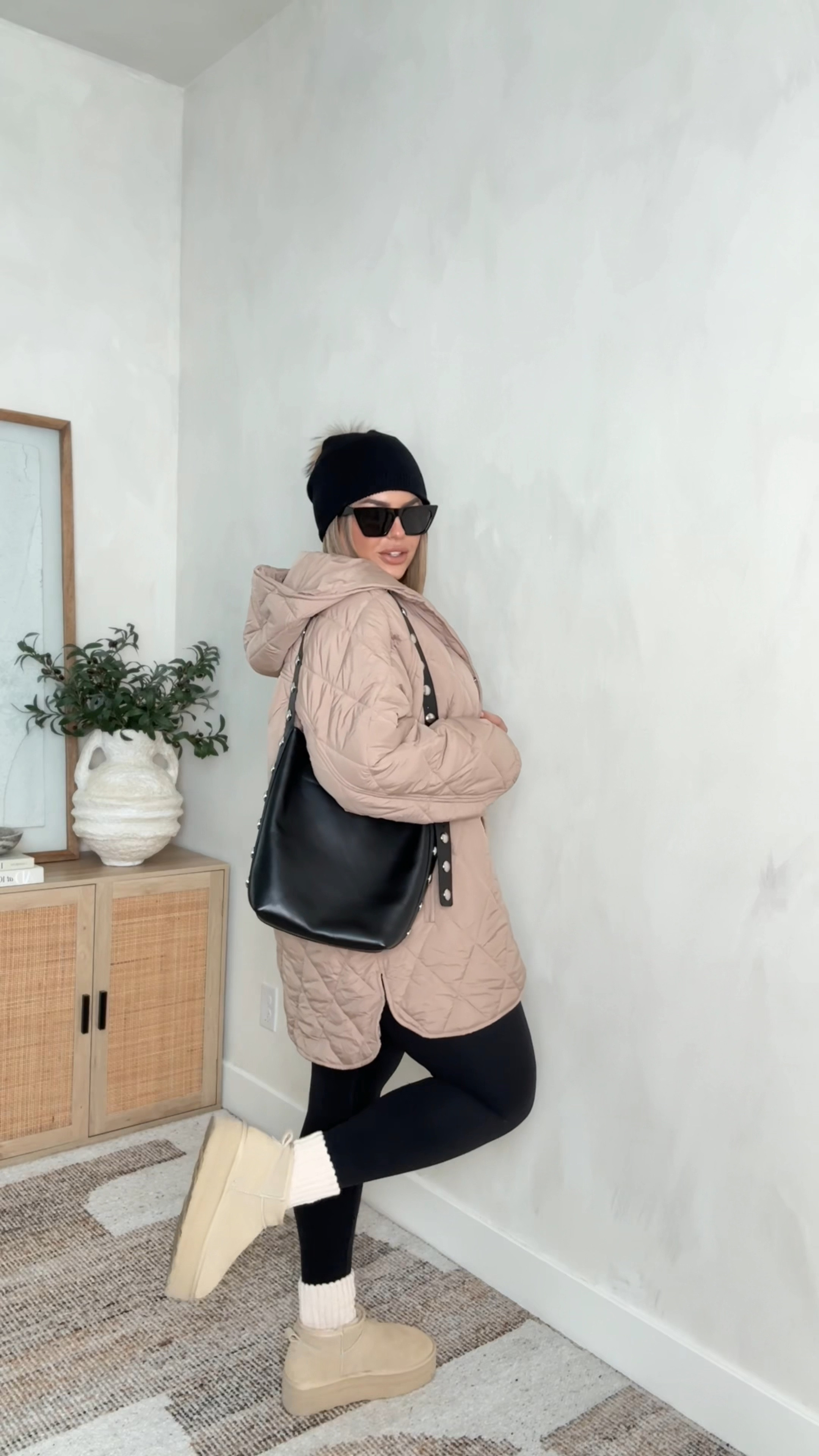 Leggings L 
Top L 
Jacket XL 
#amazon #amazonfashion #leggings 

#LTKFindsUnder50 #LTKFindsUnder100 #LTKMidsize