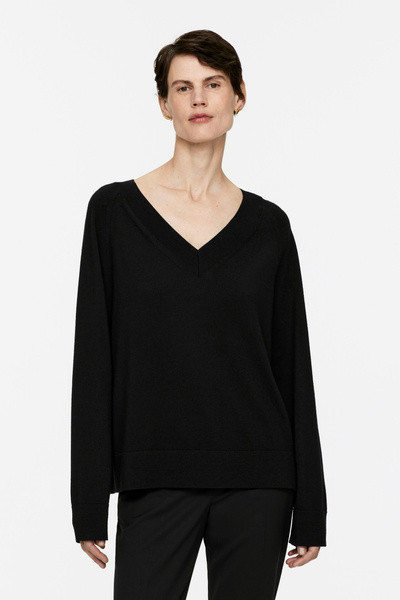 V-Neck Merino Jumper – Black – Women – ARKET GB | Arket UK