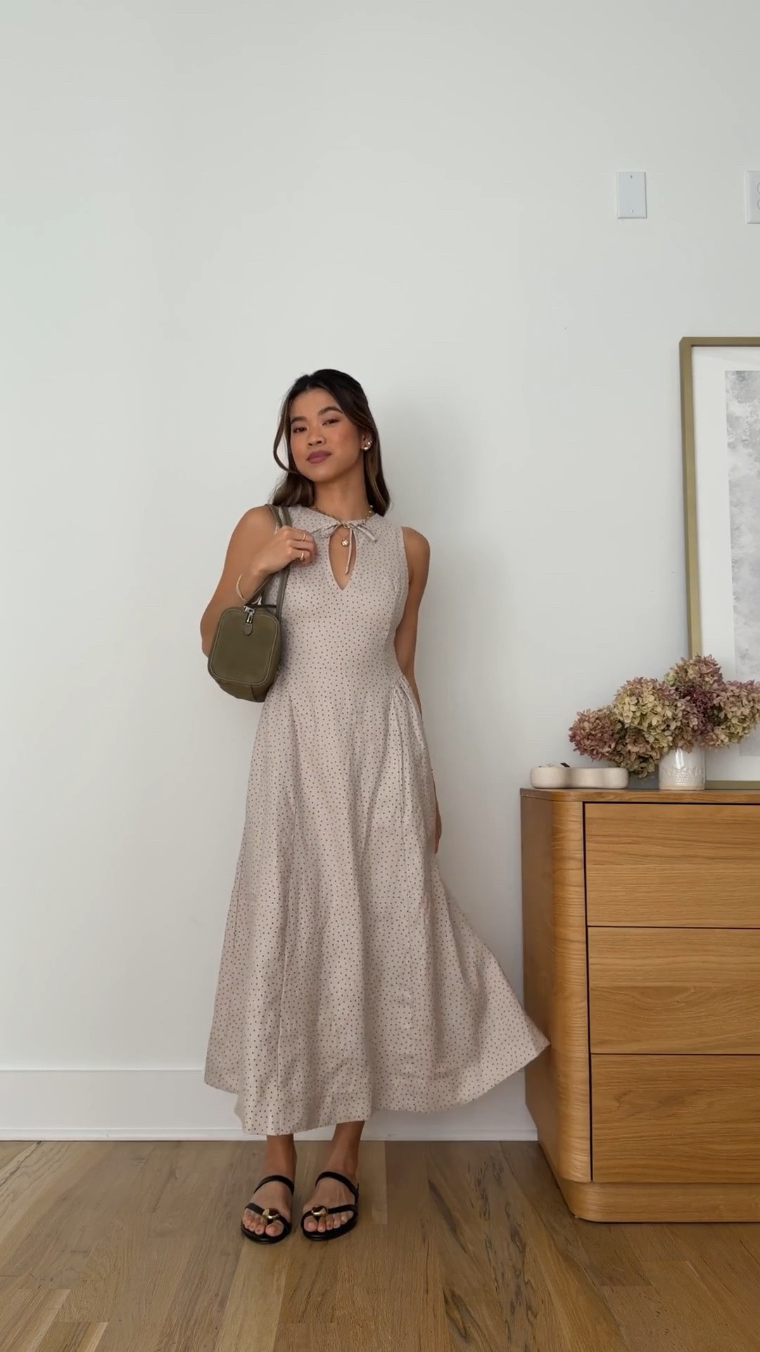 I love these @Madewell sandals for the summer! They go with everything.

Sizing info:
• Aritzia Countess Linen Dress (Size 0 in Mtrpls Taup /Rch M Bn)

Petite style guide, how to dress if you’re petite, Petite style, petite fashion, mom outfit, mom style, petite dress, petite outfit ideas, petite outfits, best dresses for petite, spring style, spring outfits, beach outfits, spring break, vacation outfits, Aritzia dresses for petite, Aritzia try on, Aritzia new arrivals, Aritzia dresses for petite, wedding guest dress,  summer dresses, fall dresses

#LTKootd #LTKSeasonal #LTKPetite