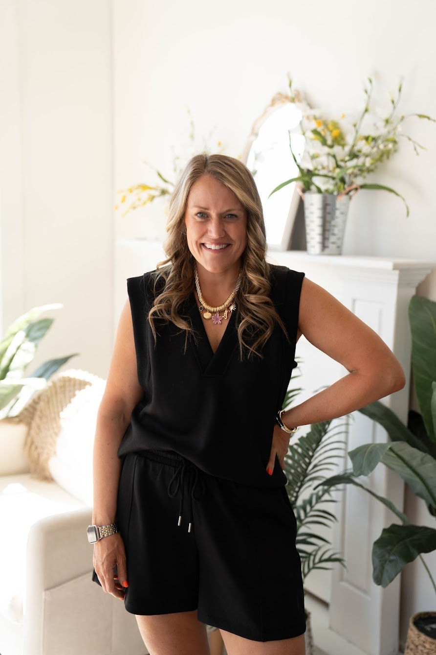 Cute summer outfits

summer fashion Walmart fashion linen shorts sandals matching set mom style summer style

#LTKootd #LTKgrwm #LTKmomlife