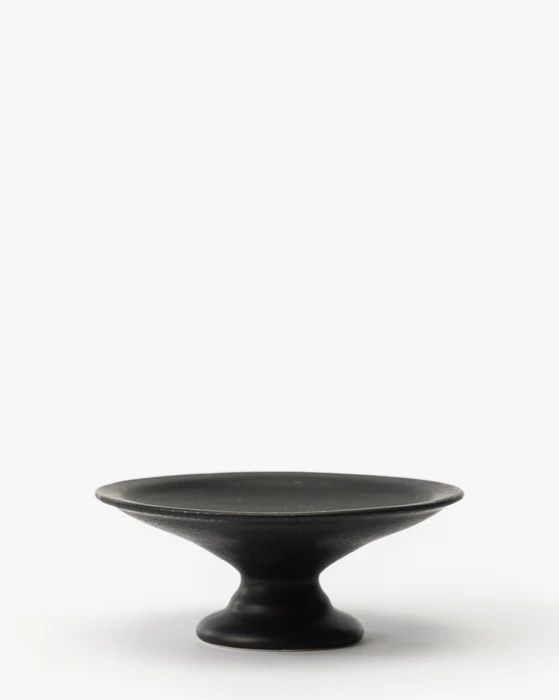 Laramie Stoneware Pedestal | McGee & Co. (US)
