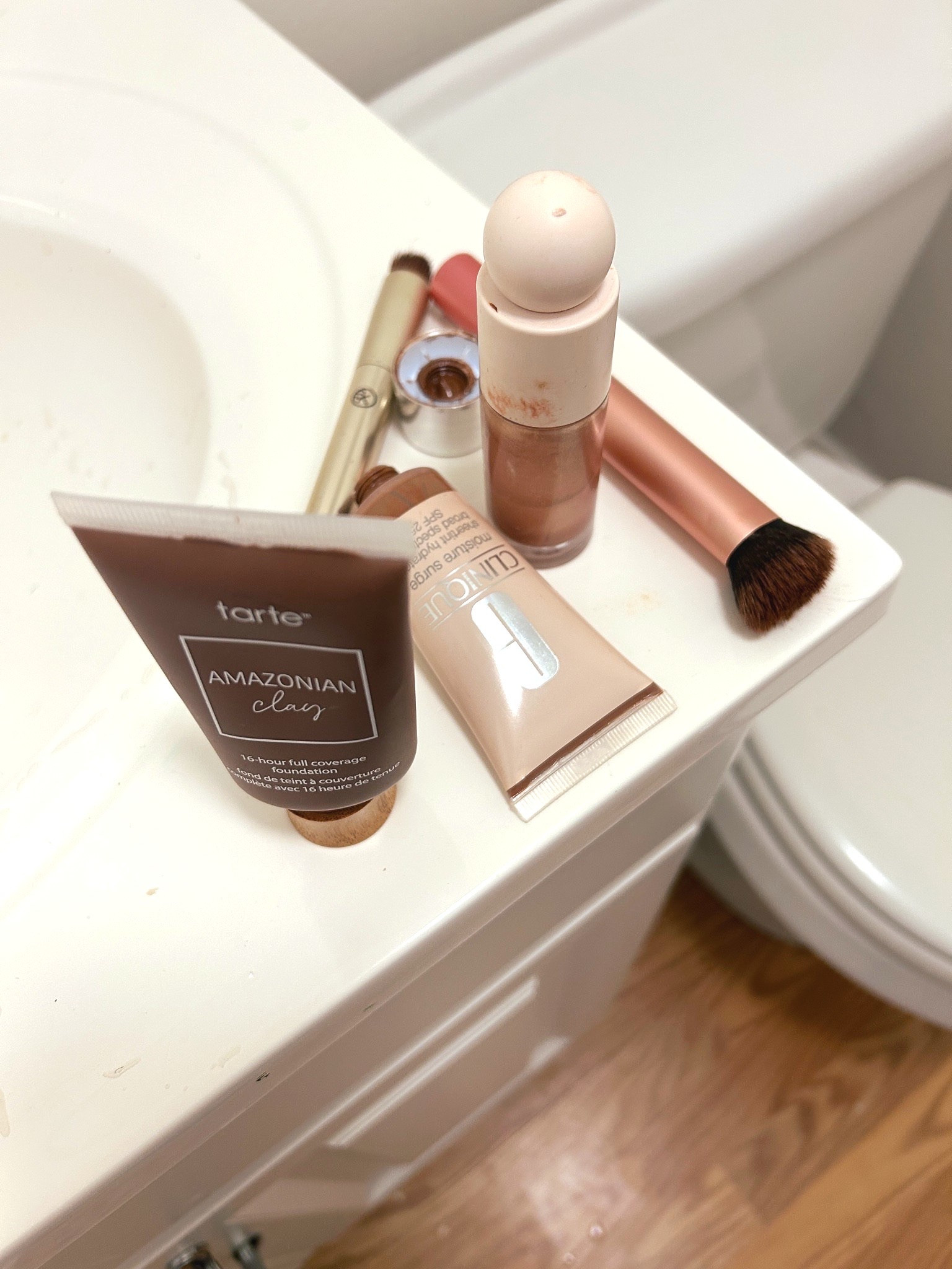here’s a simple daily makeup haul to help you create a natural and effortless beauty routine! #everydaymakeup #beautyhaul

#LTKFindsUnder100 #LTKSaleAlert #LTKBeauty