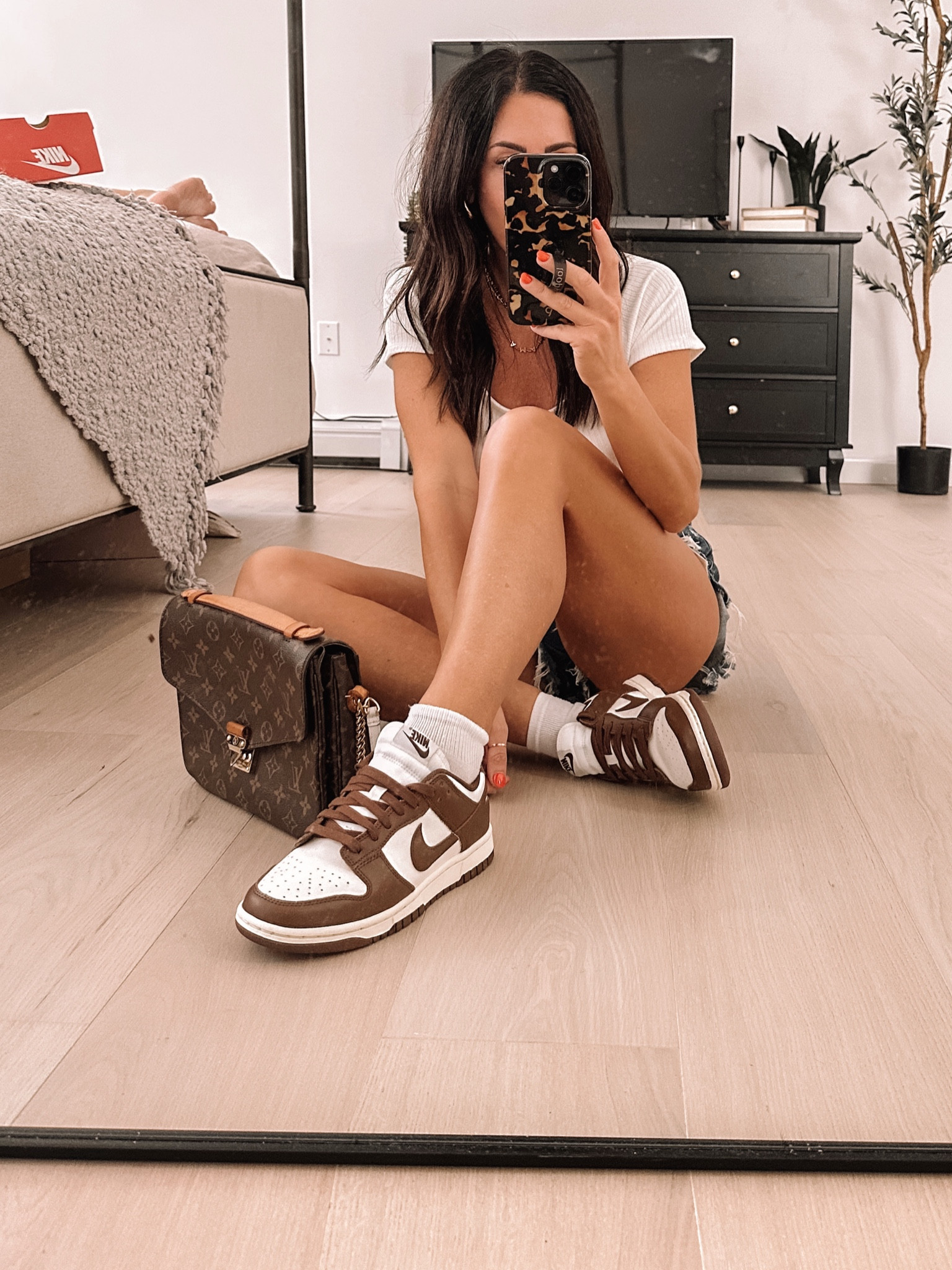 Nike Dunks
Nike kicks
Nike sneakers


#LTKBacktoSchool #LTKshoecrush #LTKSeasonal