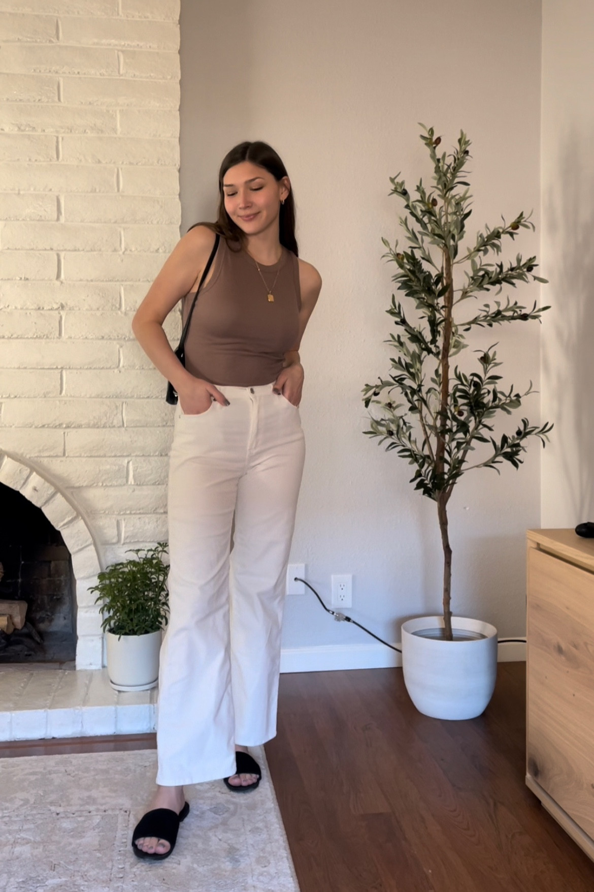 White pants - size 28
Tank - size medium

White pants outfit, simple summer outfit, casual spring outfit, everyday style 


#LTKstyletip #LTKFind #LTKfit
