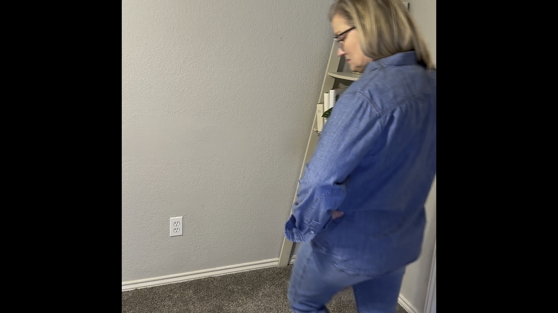 Try this jeans and styled chambray shirt twist for your next country concert outfit! #walmart @shannonskiptomylife

#LTKVideo #LTKmidsize #LTKstyletip