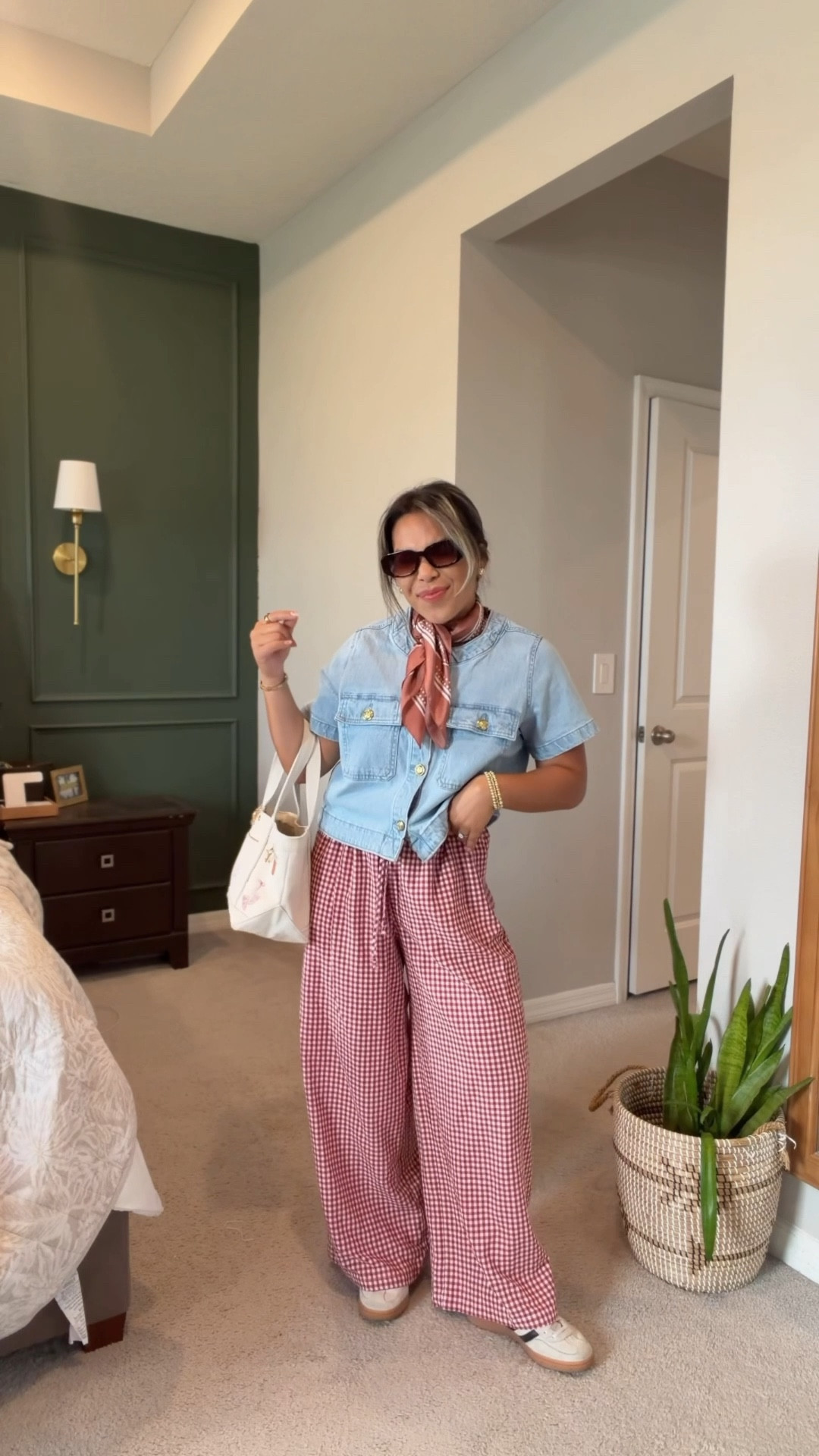 Get dressed with me!!! These gingham pants are SO flattering! They’re a little long on me but I just roll them up once and they fit! Wearing a small in them. The top is also giving designer but it’s less than $25! 🤭 wearing a small.

#LTKgrwm #LTKPetite #LTKootd