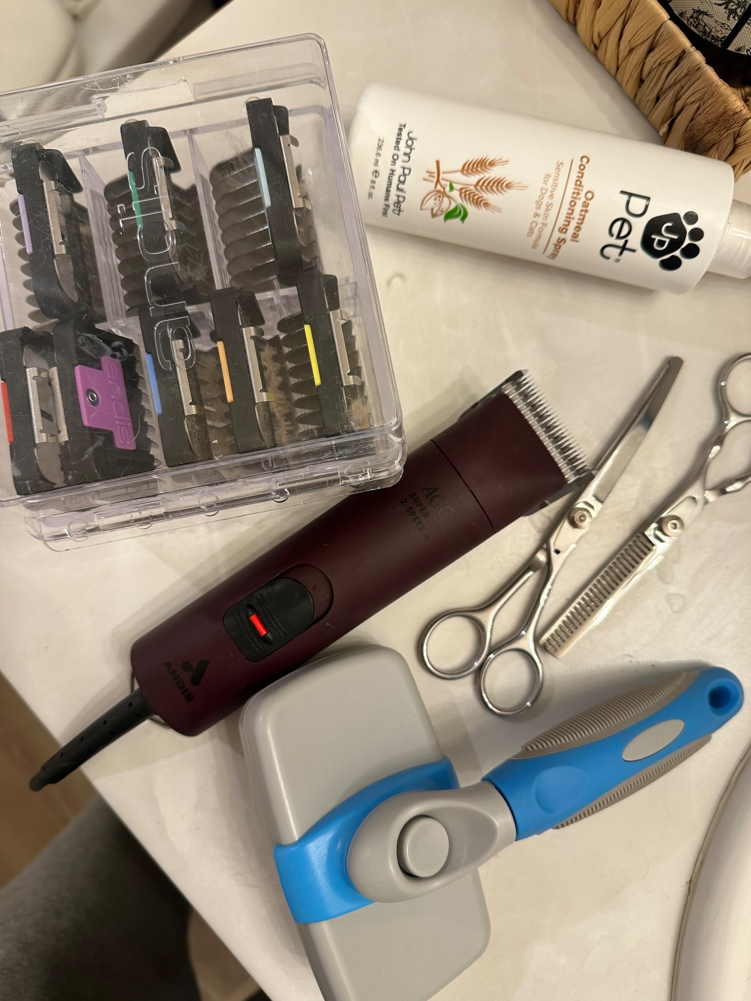 Everything we use to groom our goldendoodle 🐶✂️