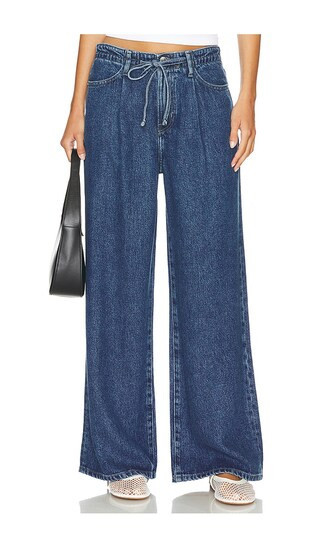 FRAME Super Drape Drawstring Wide Leg in Denim-Dark. | Revolve Clothing (Global)