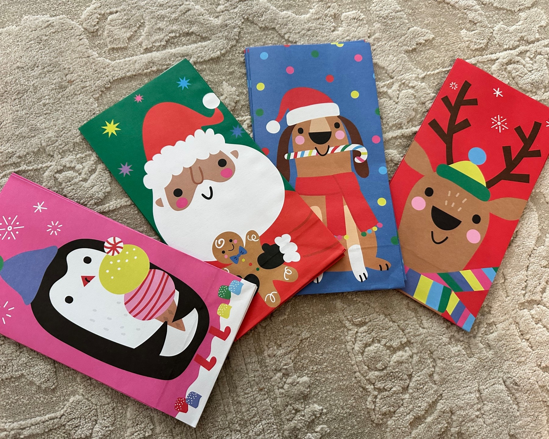 The cutest gift bags for Christmas! 

#LTKSeasonal #LTKHoliday