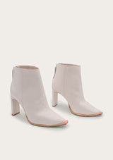 Mizar Ivory | KAANAS