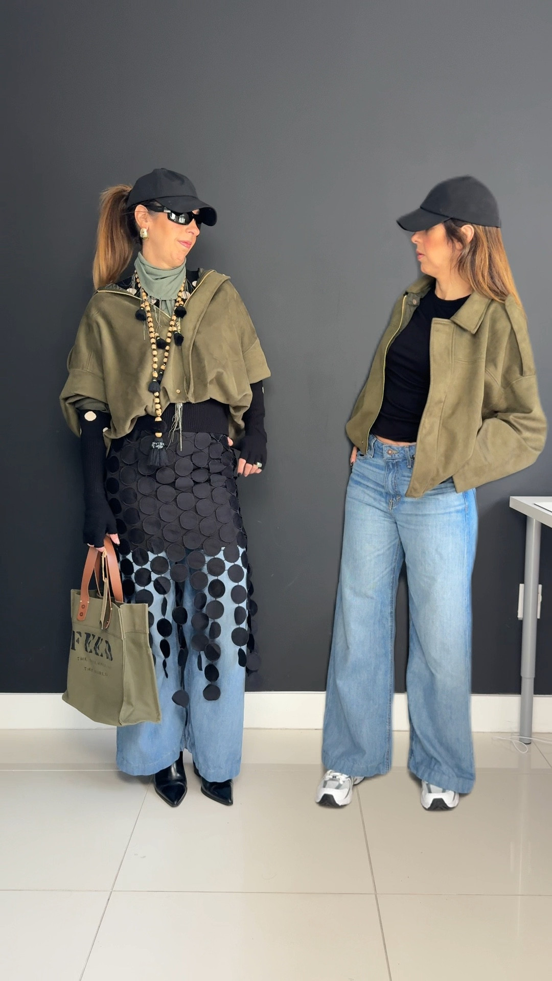 Wear it or Rock it???
Un cambio de 360 a este look simple
¿Qué te pareció? Es para días con frío obvio!
