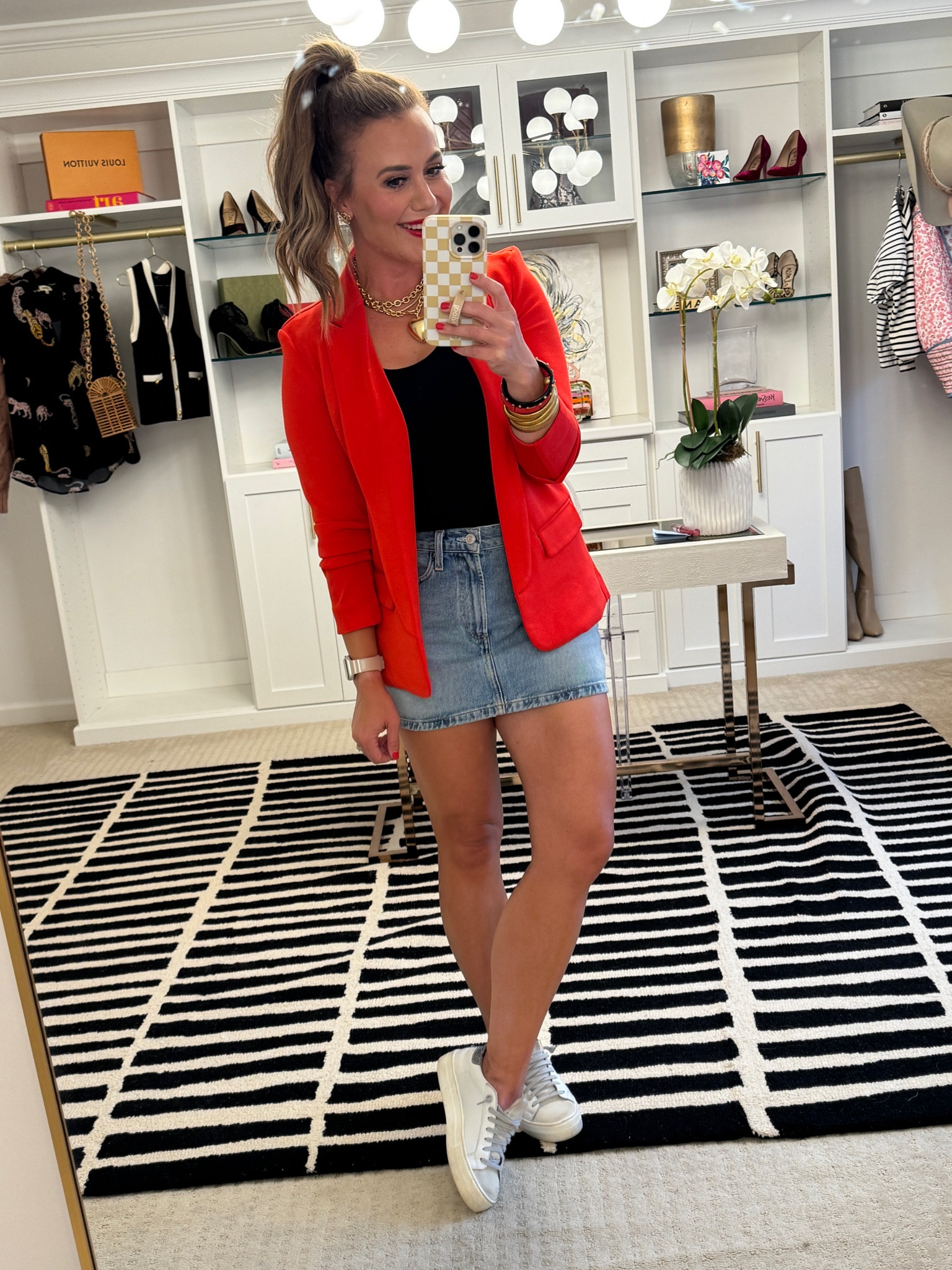 Blazer is a total steal for $45. Wearing an XS blazer.

#LTKFindsUnder50 #LTKFindsUnder100 #LTKOver40