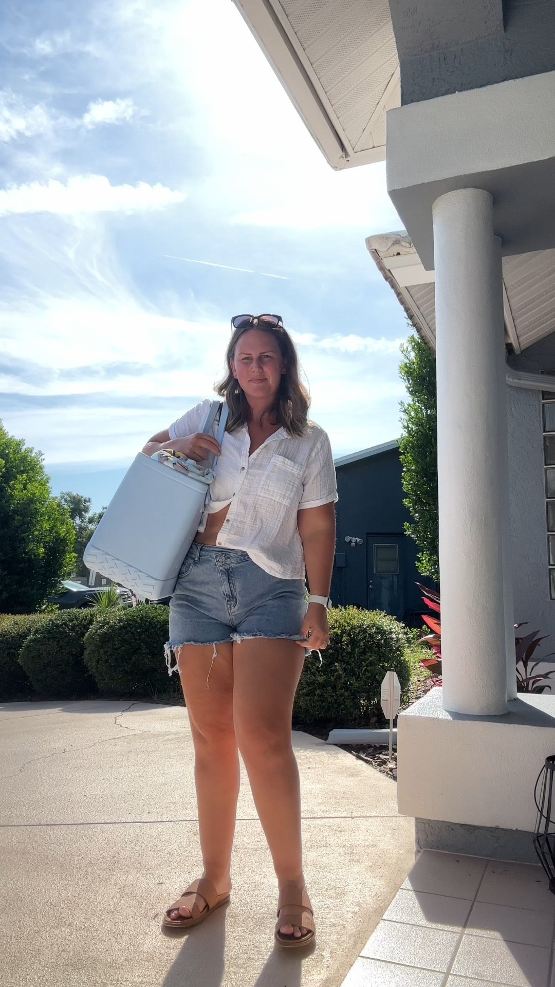 My favorite shorts from Amazon!! Thick thigh approved! 

Old navy top! Bogg bag!

#LTKStyleTip #LTKMidsize #LTKSeasonal