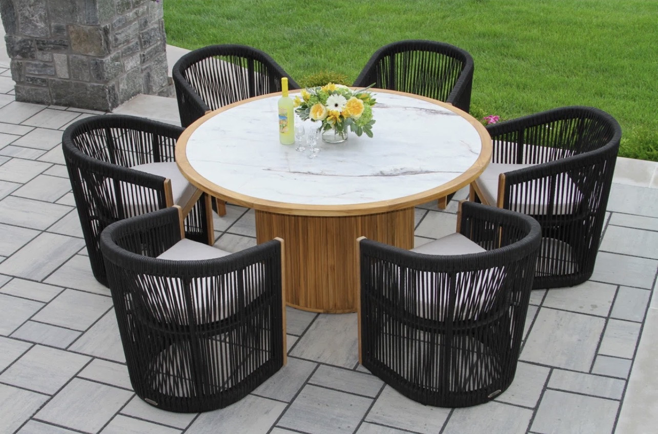 Outdoor patio seating 

#LTKSeasonal #LTKmomlife #LTKHome