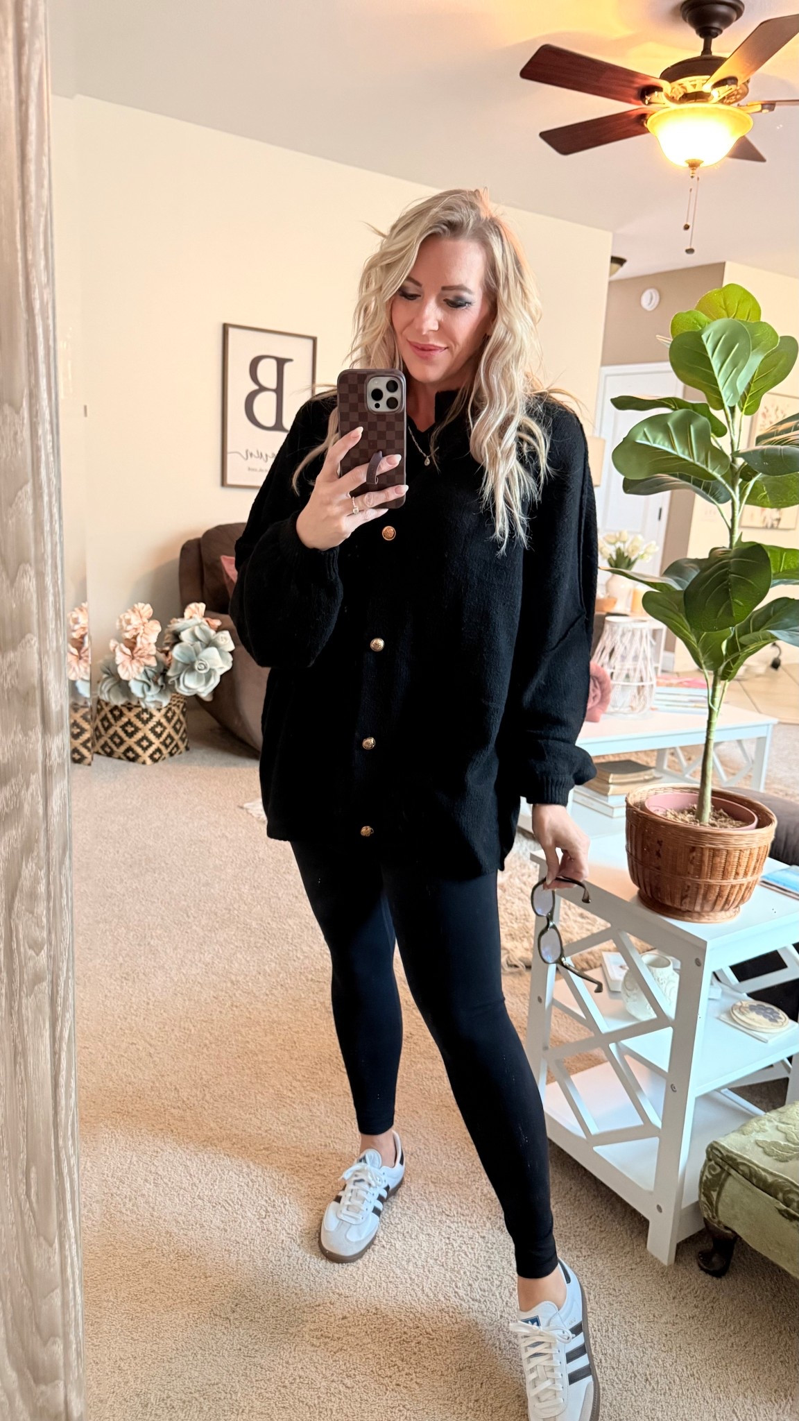 OOTD - travel outfit  / sweater  / shoes / sneakers 

#LTKOver40 #LTKFindsUnder100 #LTKStyleTip