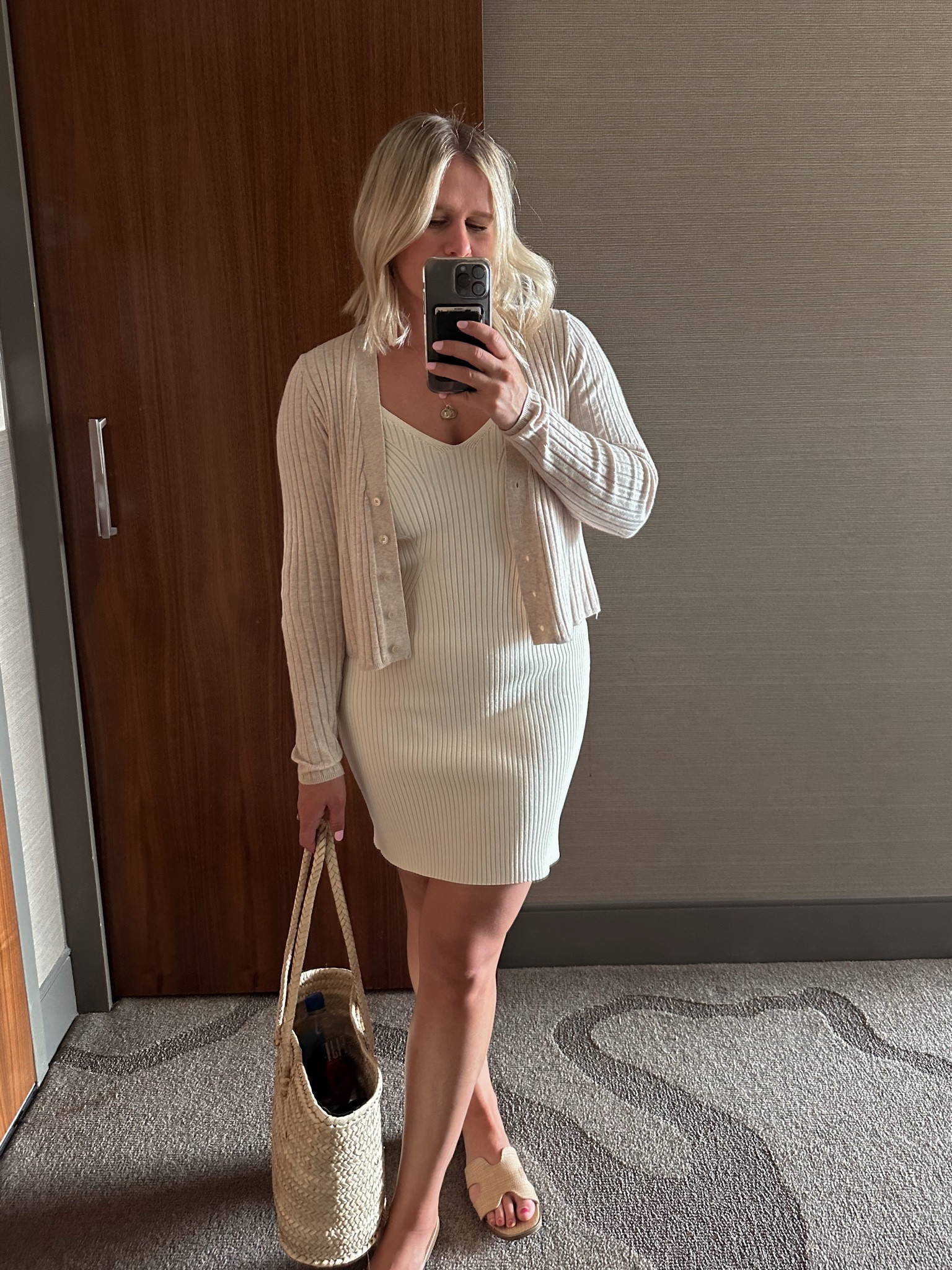 Anniversary date night outfit 

#LTKSeasonal #LTKFindsUnder100 #LTKU