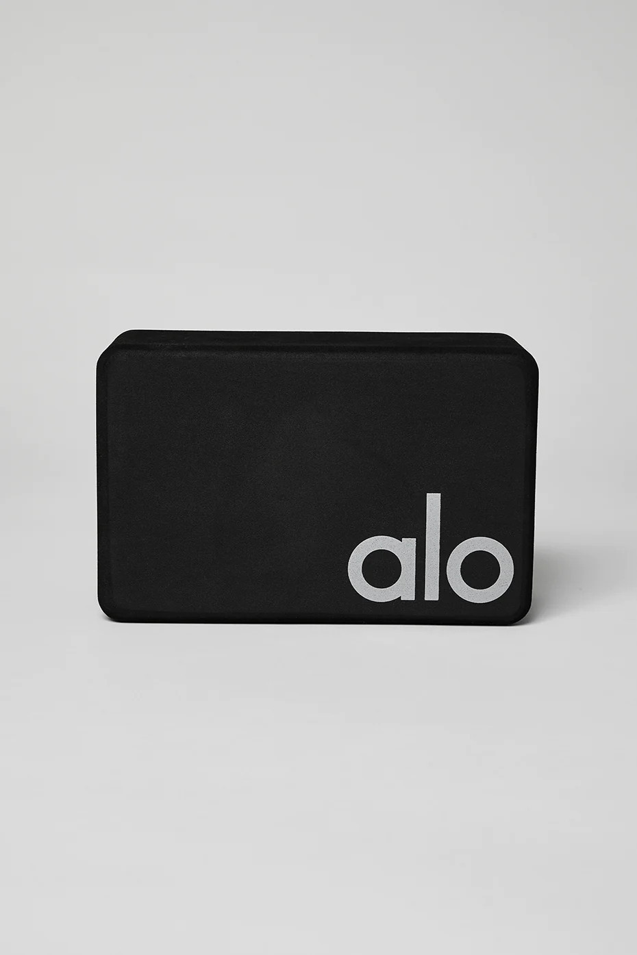 Alo YogaÂ® | Uplifting Yoga Block Mat in Black/Silver | Alo Yoga (US)