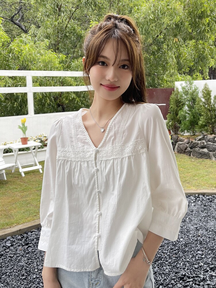 DAZY Lace Insert Button Front Puff Sleeve Blouse | SHEIN