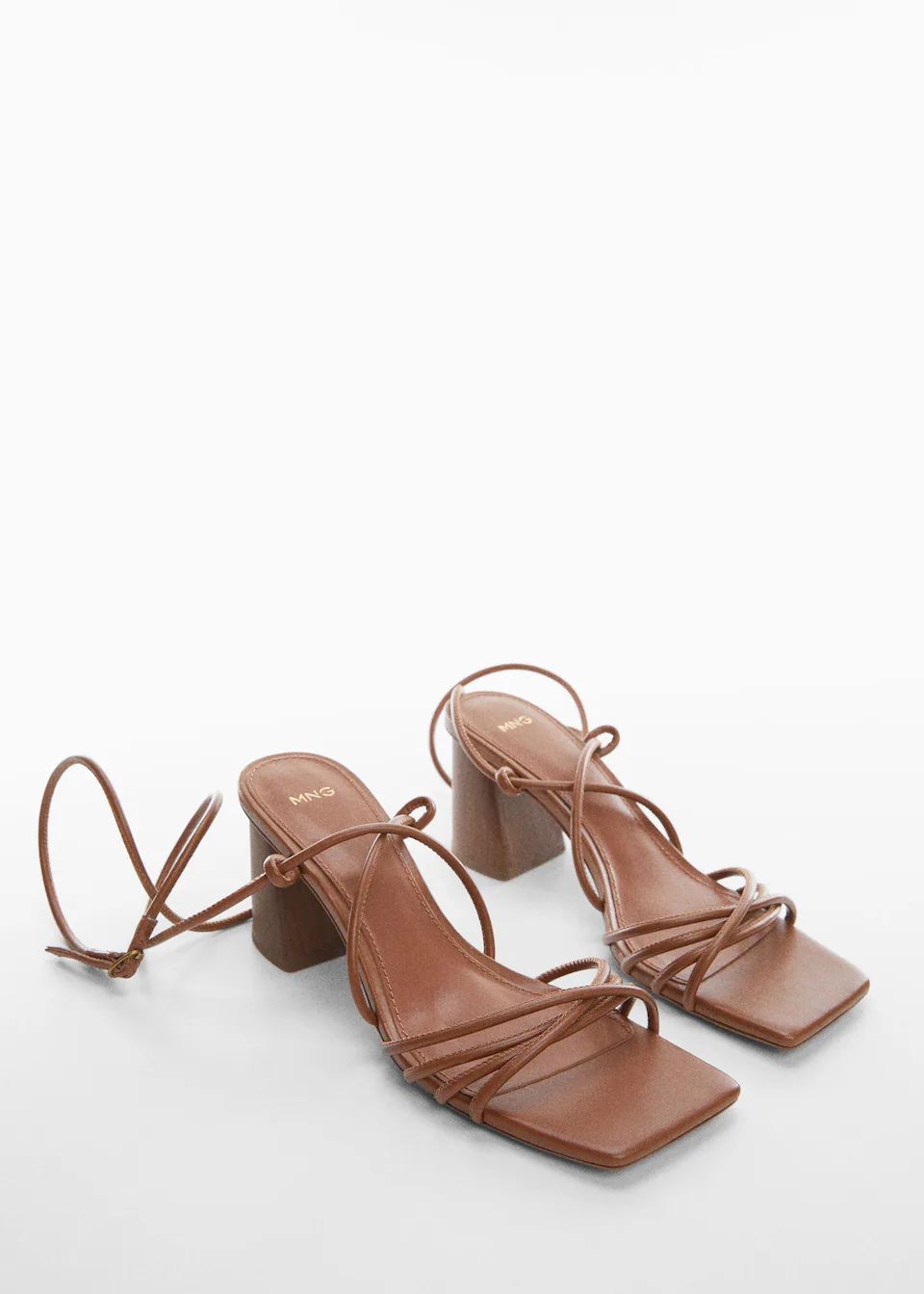 Criss-cross straps sandals | MANGO (UK)