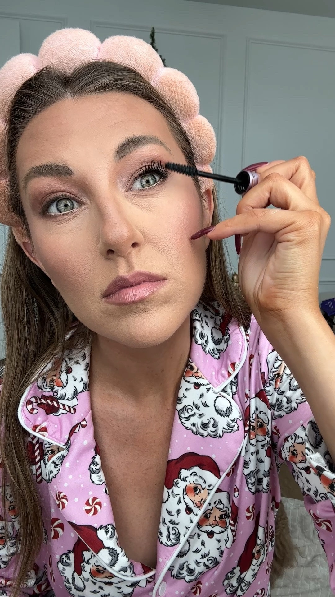 Gift idea for the beauty lover!!! This mascara is the BEST!!! It doesn’t flake off or transfer onto your lids. Lasts all day 👏🏼 Just found a 2 pk on sale!! It’s usually $27 for 1!

#LTKWatchNow #LTKHoliday #LTKGiftGuide