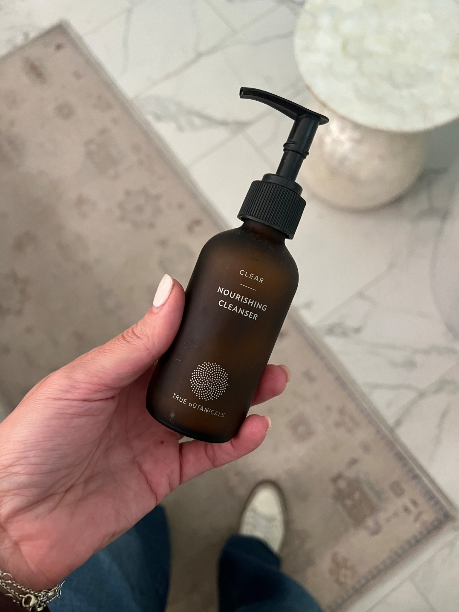 EMPTY // this is my second of these face cleansers to go through and it smells so natural and refreshing. Very gentle - absolutely love it 10/10

#LTKBeauty