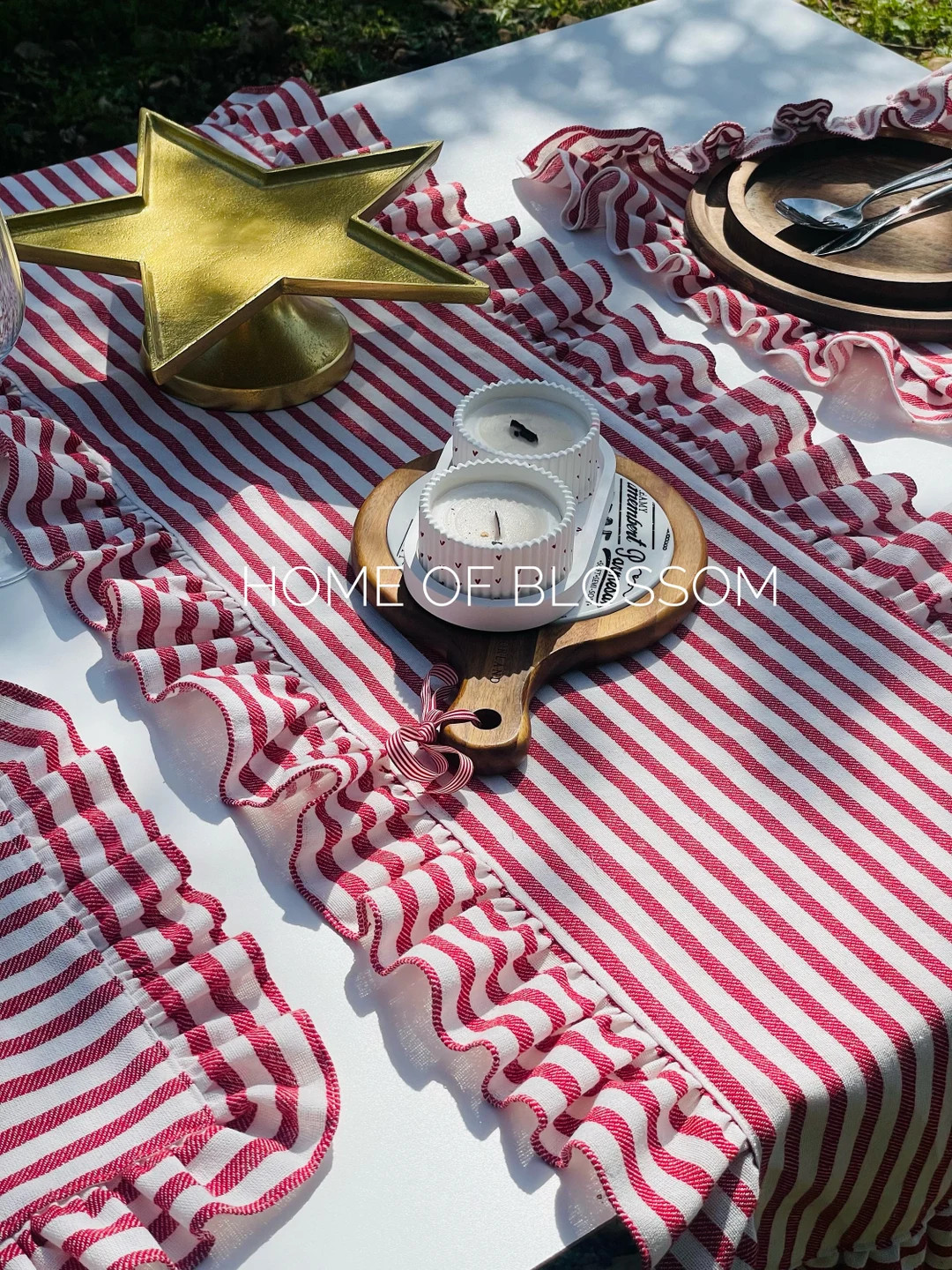 Red Stripe Vintage Linen Tablerunner With Ruffle, Red Stonewashed Linen Tablerunner, Natural Line... | Etsy (US)