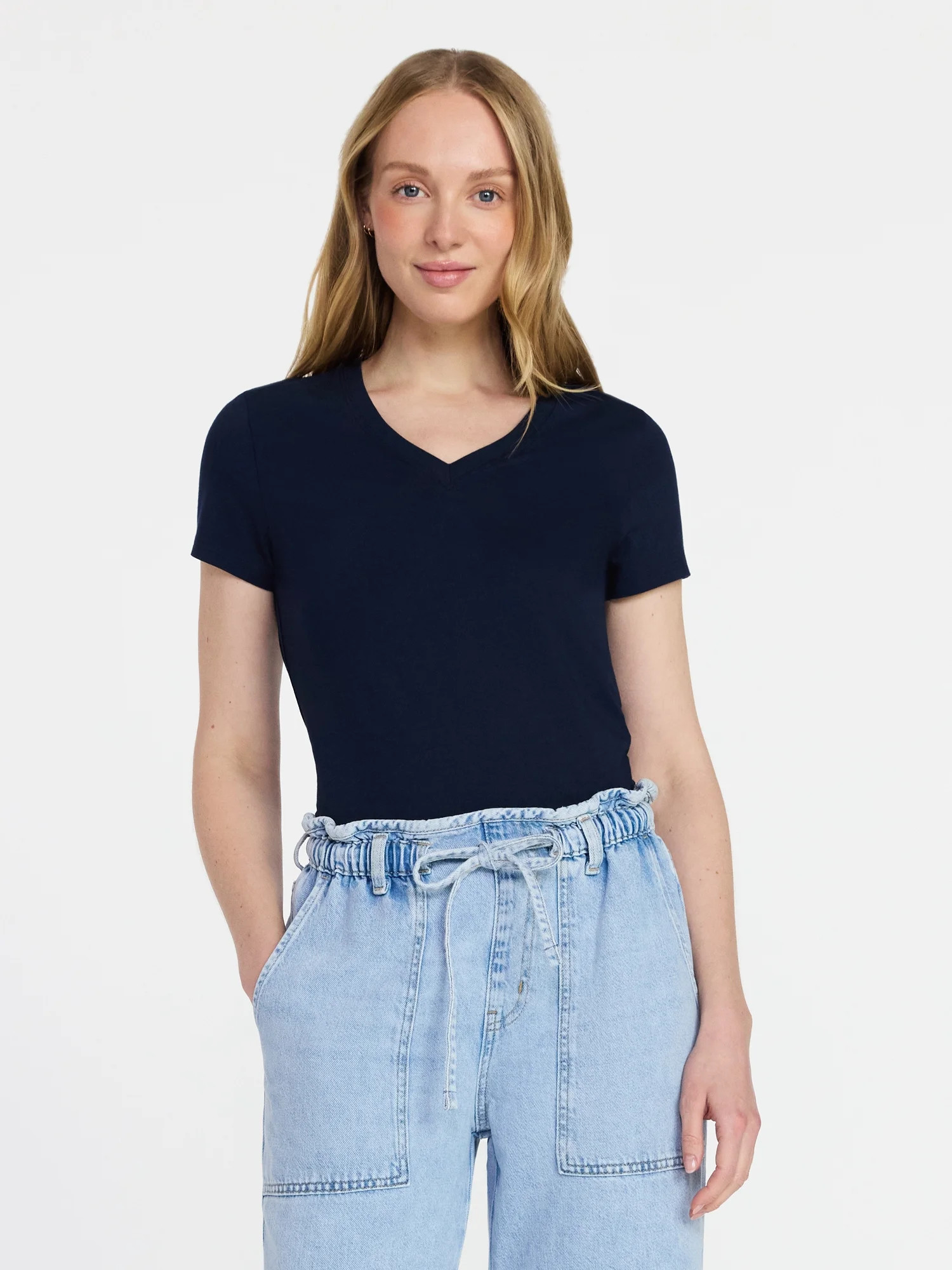 Time and Tru Women's Slim V Neck Tee with Short Sleeves, Sizes XS-XXXL - Walmart.com | Walmart (US)