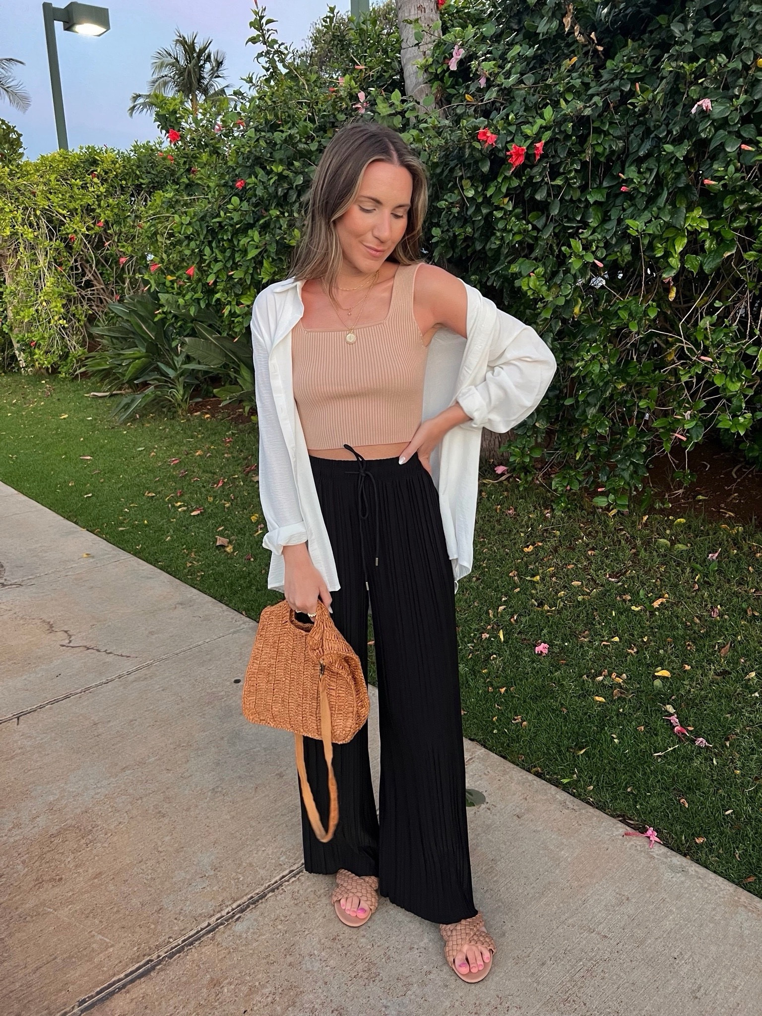 Amazon spring break looks🌸 size xs tank, large button down and one size pants

Amazon finds | vacation | Amazon outfit | spring break | outfit idea 



#LTKfindsunder50 #LTKstyletip #LTKSeasonal