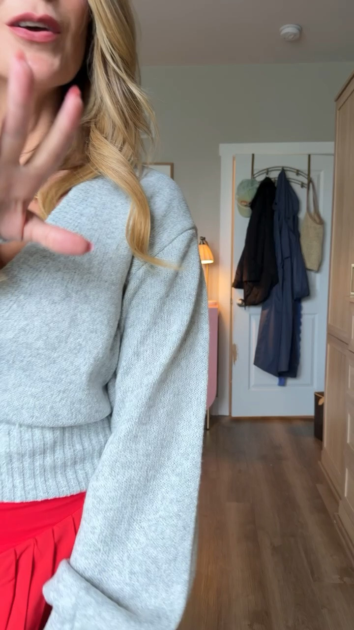 Okay wait… remember the athletic dresses we all became obsessed with last season? 🤭

They’re back… and somehow even better this time around.

I tried on a few new styles and every single one gave that effortless “cute but comfortable” vibe we all want for summer ☀️

Built-in shorts ✔️
Actually flattering ✔️
Mom life / errands / walks / sports games approved ✔️
And they still make you feel put together without trying too hard 🤍

These are the kind of dresses you throw on once and immediately want in every color.