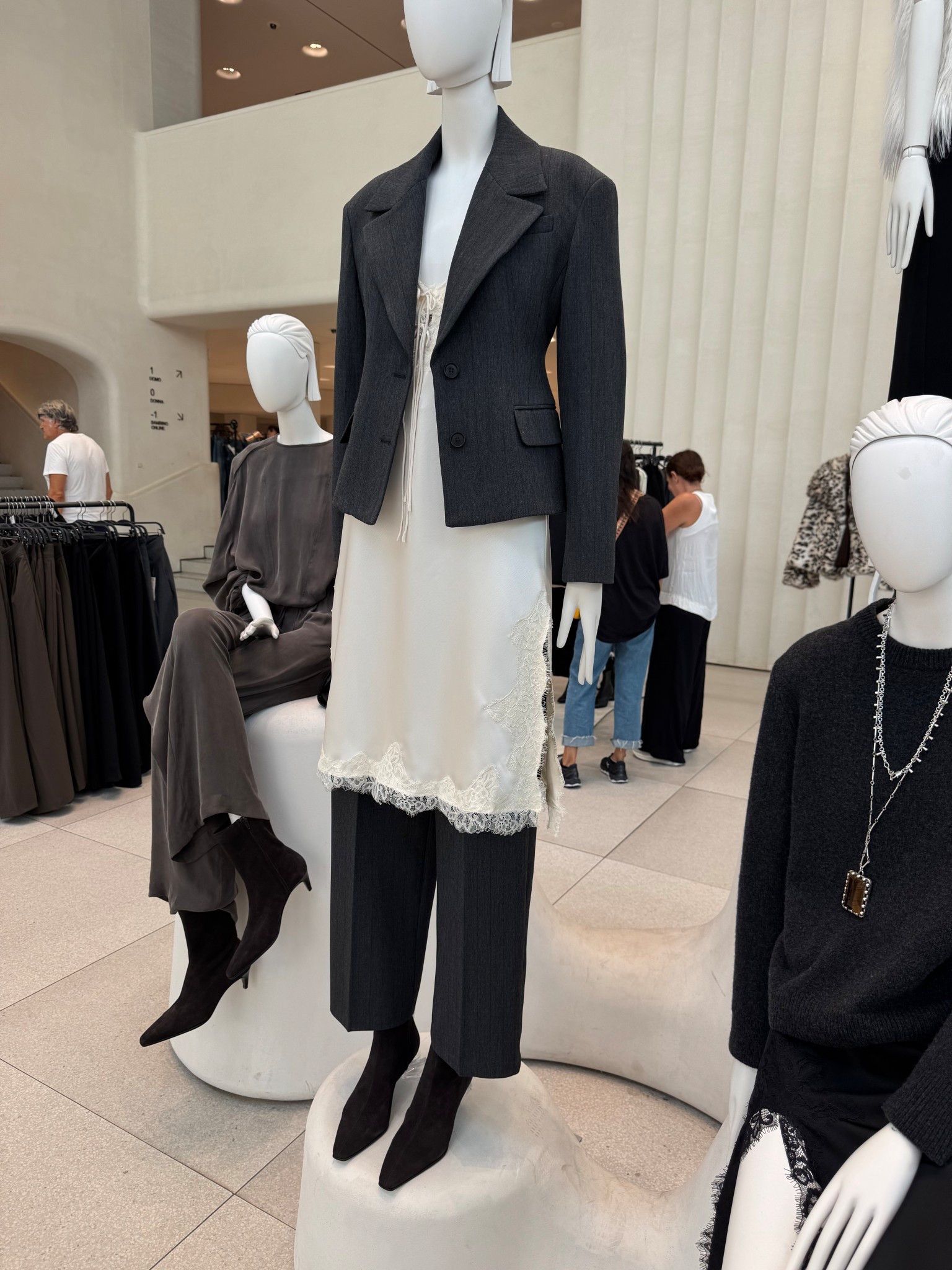 I like it! 

#LTKFashionMonth