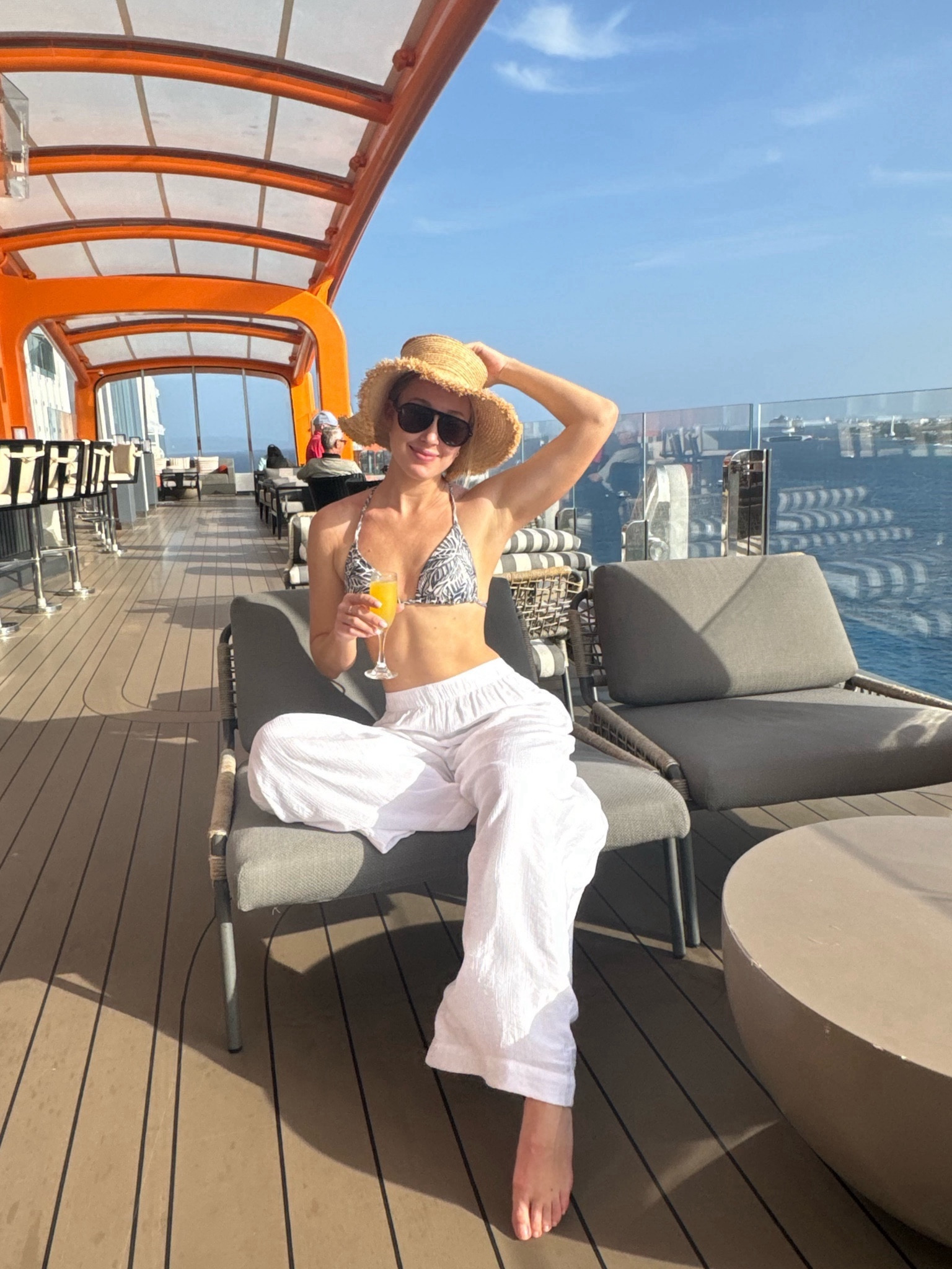 Abercrombie swimsuits will always be my favorite! Mine is no longer available, but I liked my pants and similar swimsuits! 