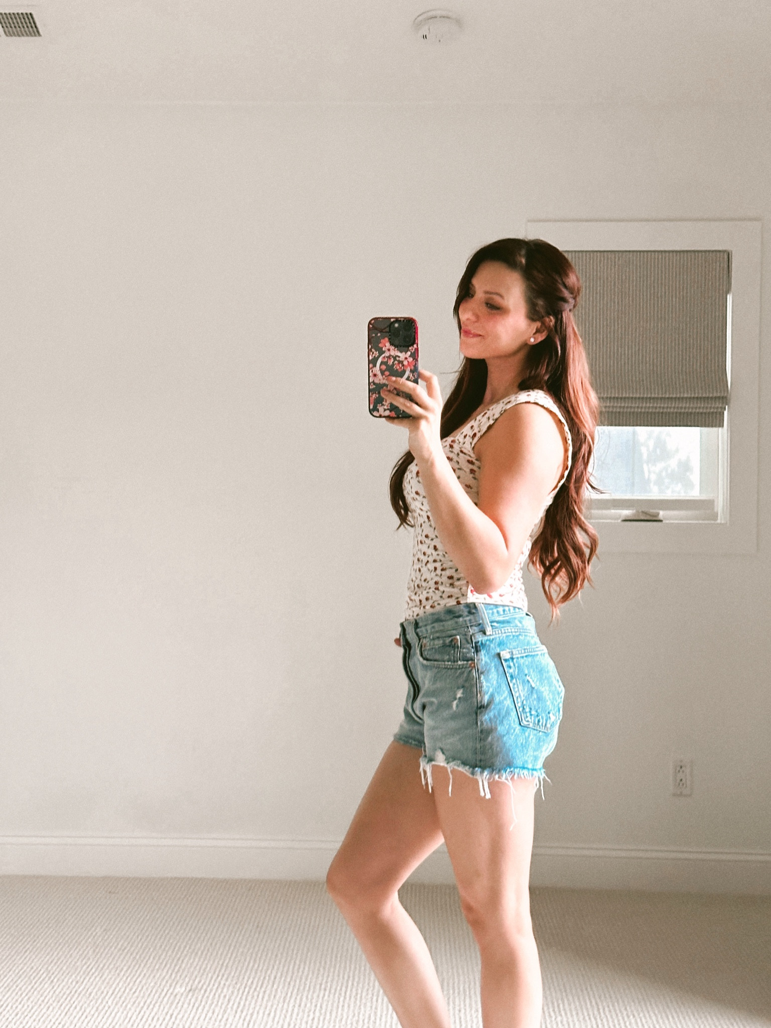 Depending on the fit you want, these Agolde shorts can be size up down or TTS and give very different vibes 

#LTKSeasonal #LTKmidsize #LTKfindsunder100