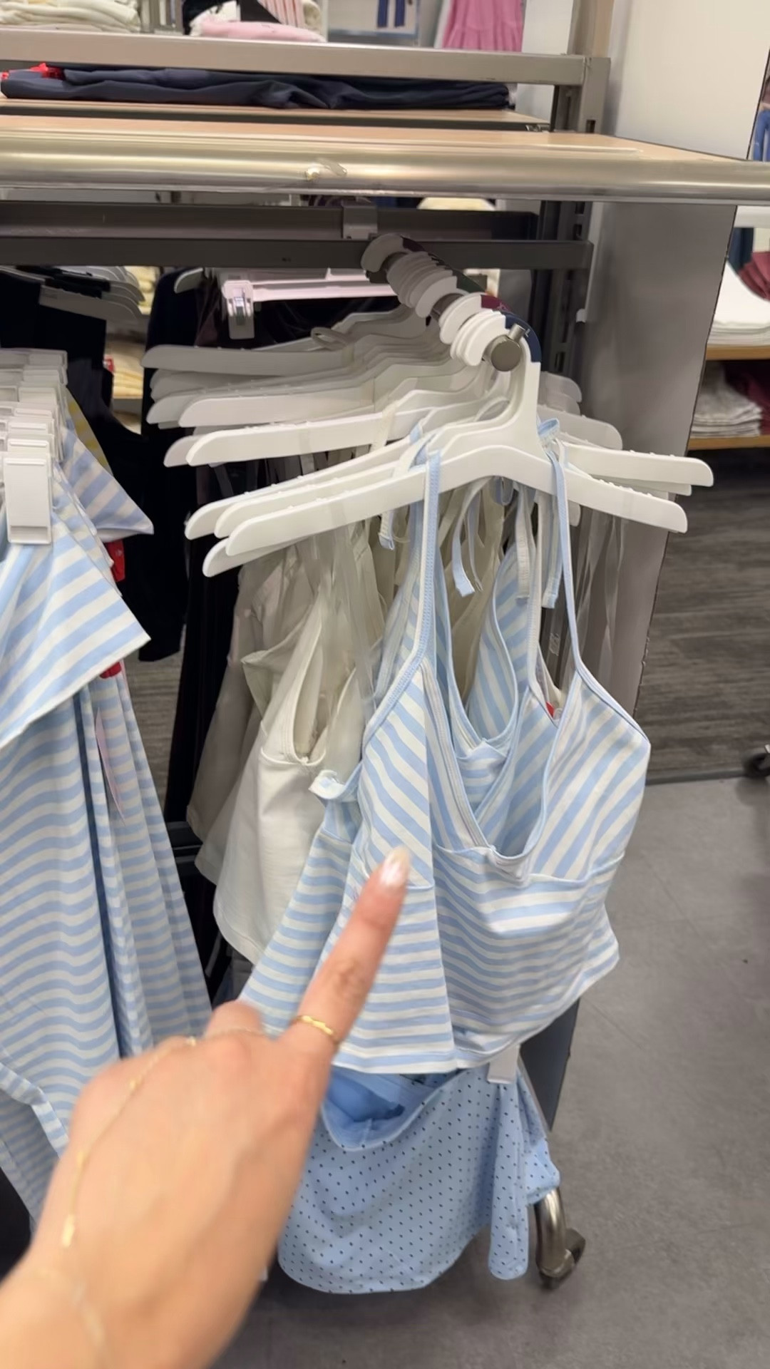 Love this set! Comes in yellow as well. 🦋🫶🏽




#LTKSeasonal #LTKMidsize