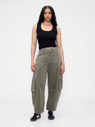 Mid Rise Barrel Cargo Pants | Gap (US)
