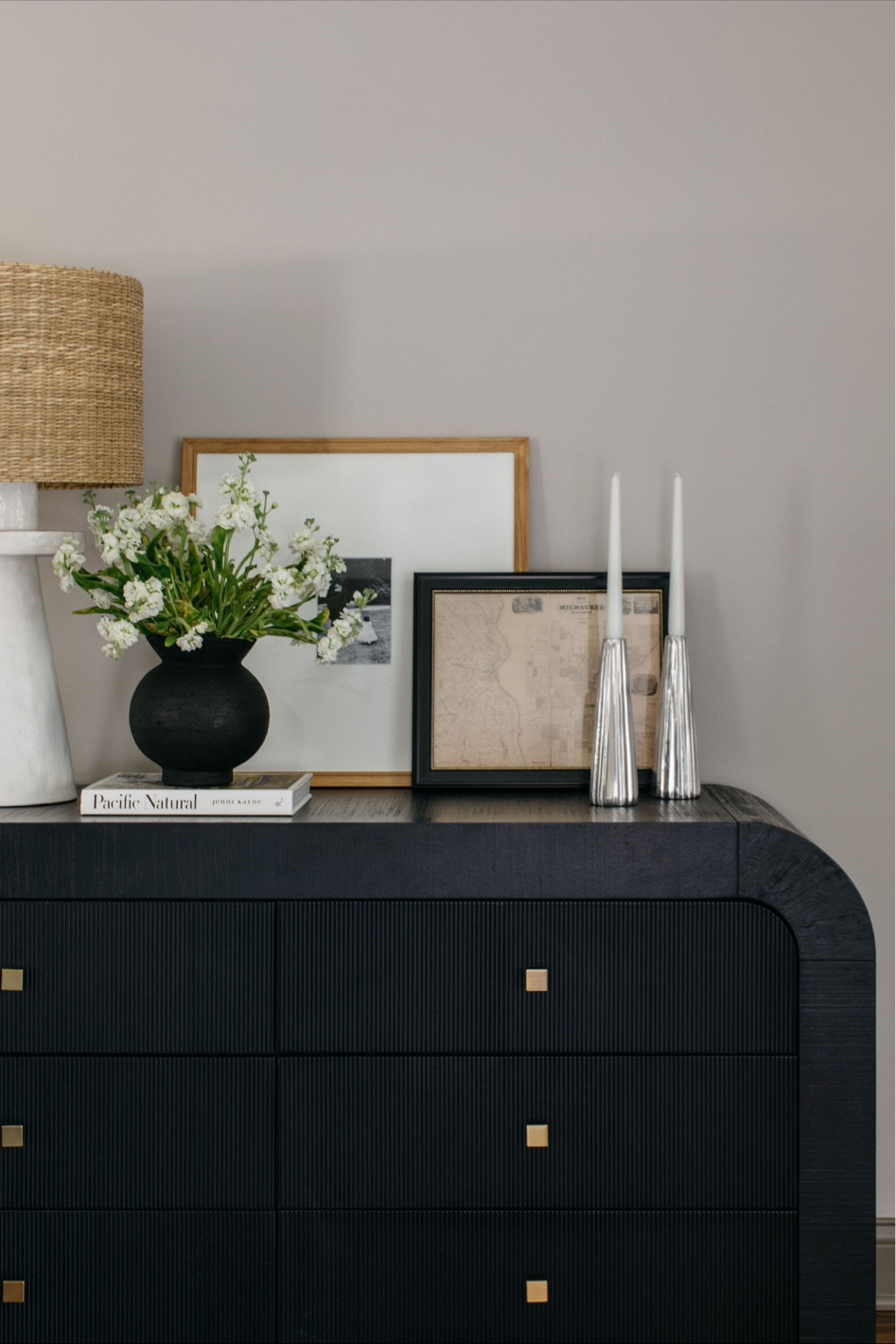 A dresser moment in the owner’s suite ☺️. #bysophialee 


#LTKhome