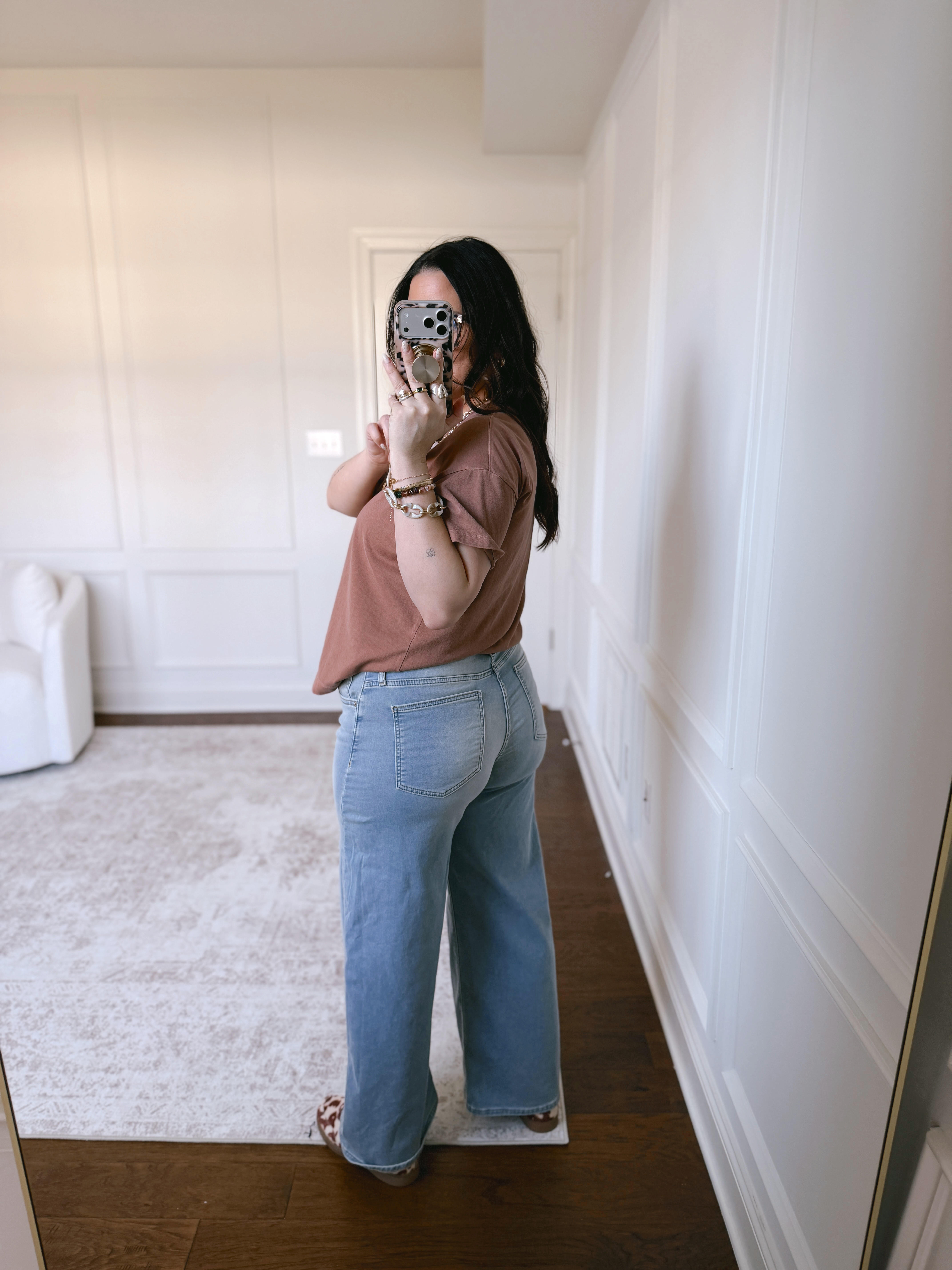 The viral sweatpant jeans are WORTH THE HYPE! I wear a size 31/21 regular.. they run true to size but a little short 

 #LTKootd #LTKmomlife #LTKMidsize