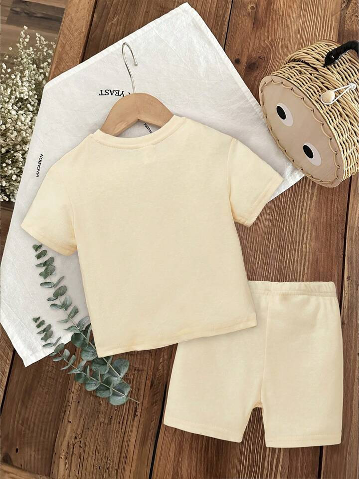 SHEIN Mom's Girl Flower Pattern, Baby Girl Casual Simple Short Sleeve And Shorts Set Suitable For... | SHEIN