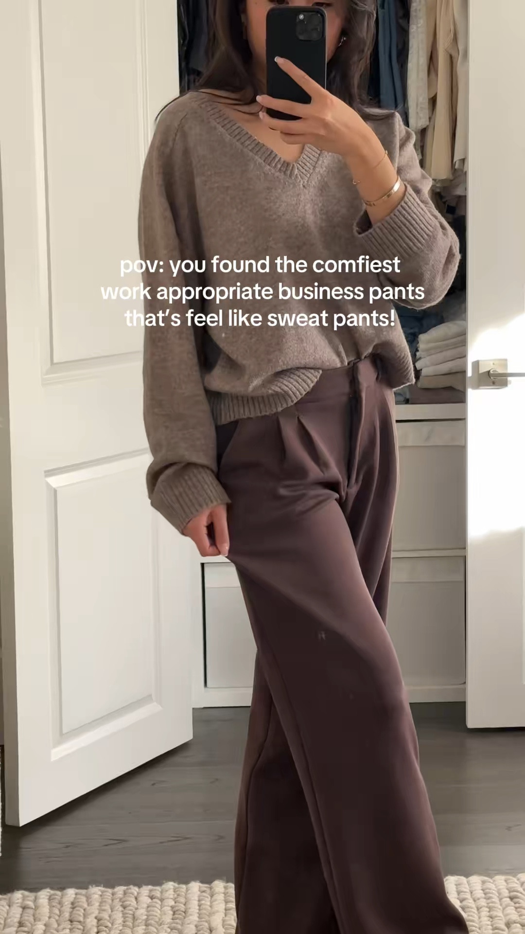 attn corporate girlies - you need these pants asap!  Will be wearing these to the airport! 