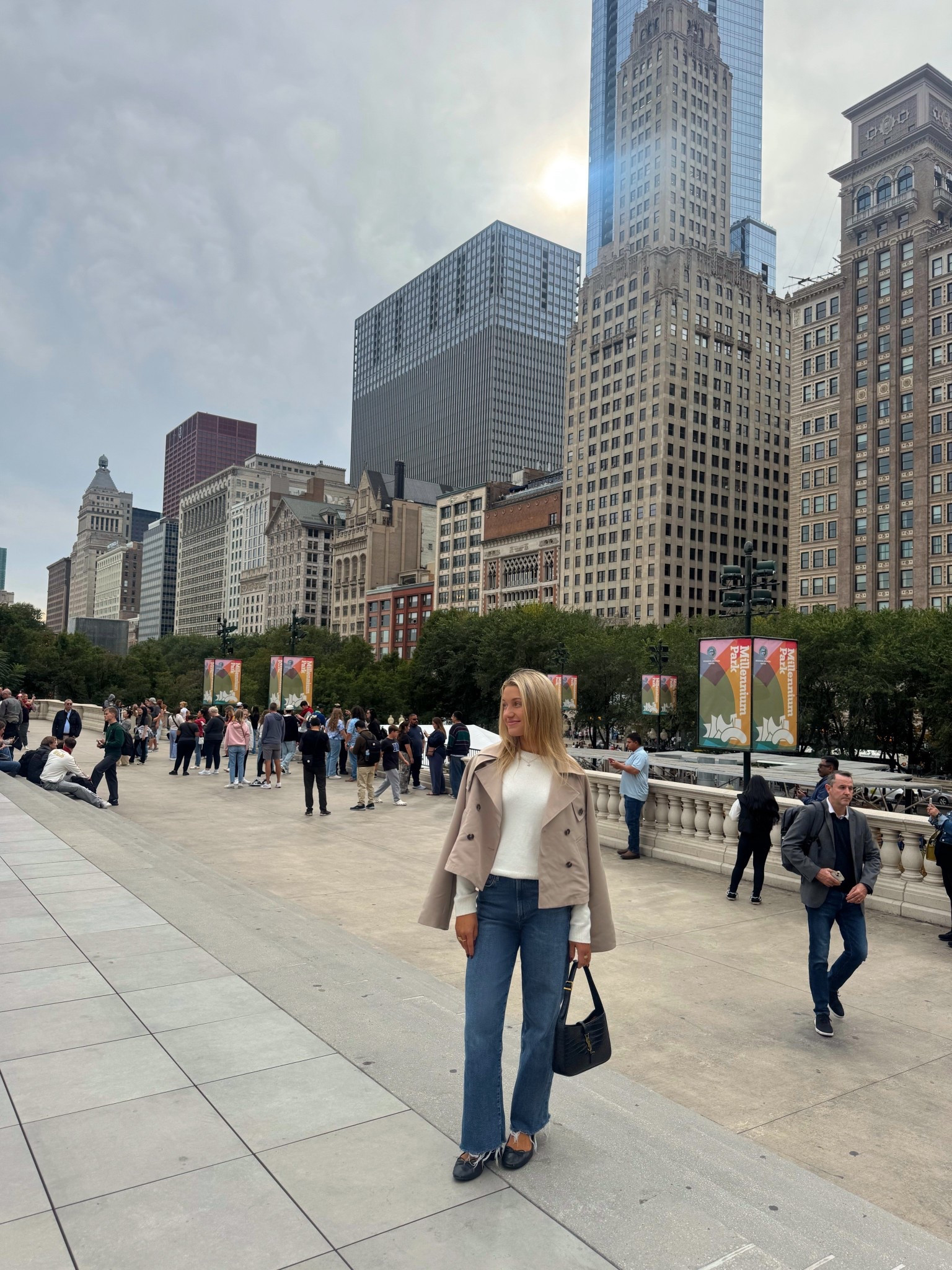 Chicago for the weekend🍂🤎

#LTKStyleTip #LTKTravel #LTKSeasonal