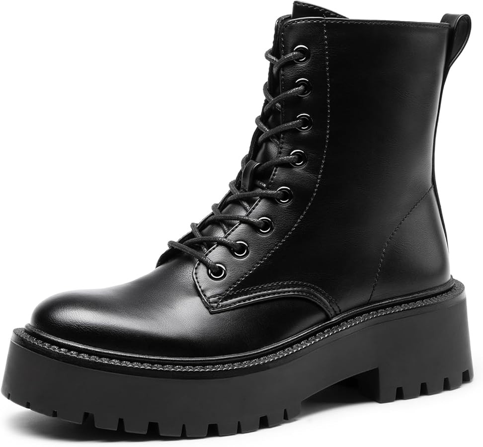 DREAM PAIRS Women's Lace up Combat Ankle Boots Fashion Lug Sole Platform Booties Shoes | Amazon (US)