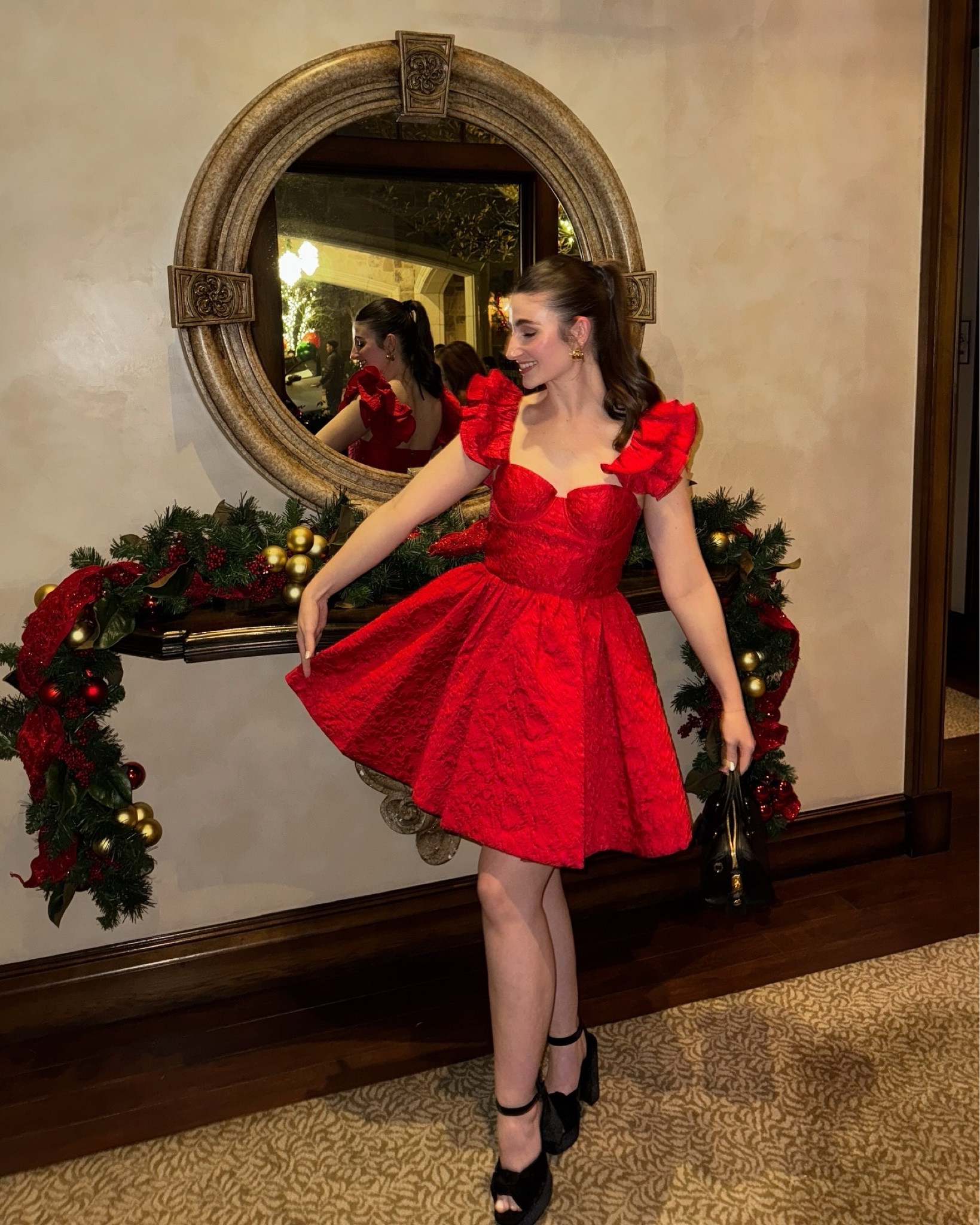 Red dress 

Red Christmas dress , holiday dress , winter dress , seasonal , black tie , cocktail dress , velvet platforms , wide platform 

#LTKHoliday #LTKStyleTip