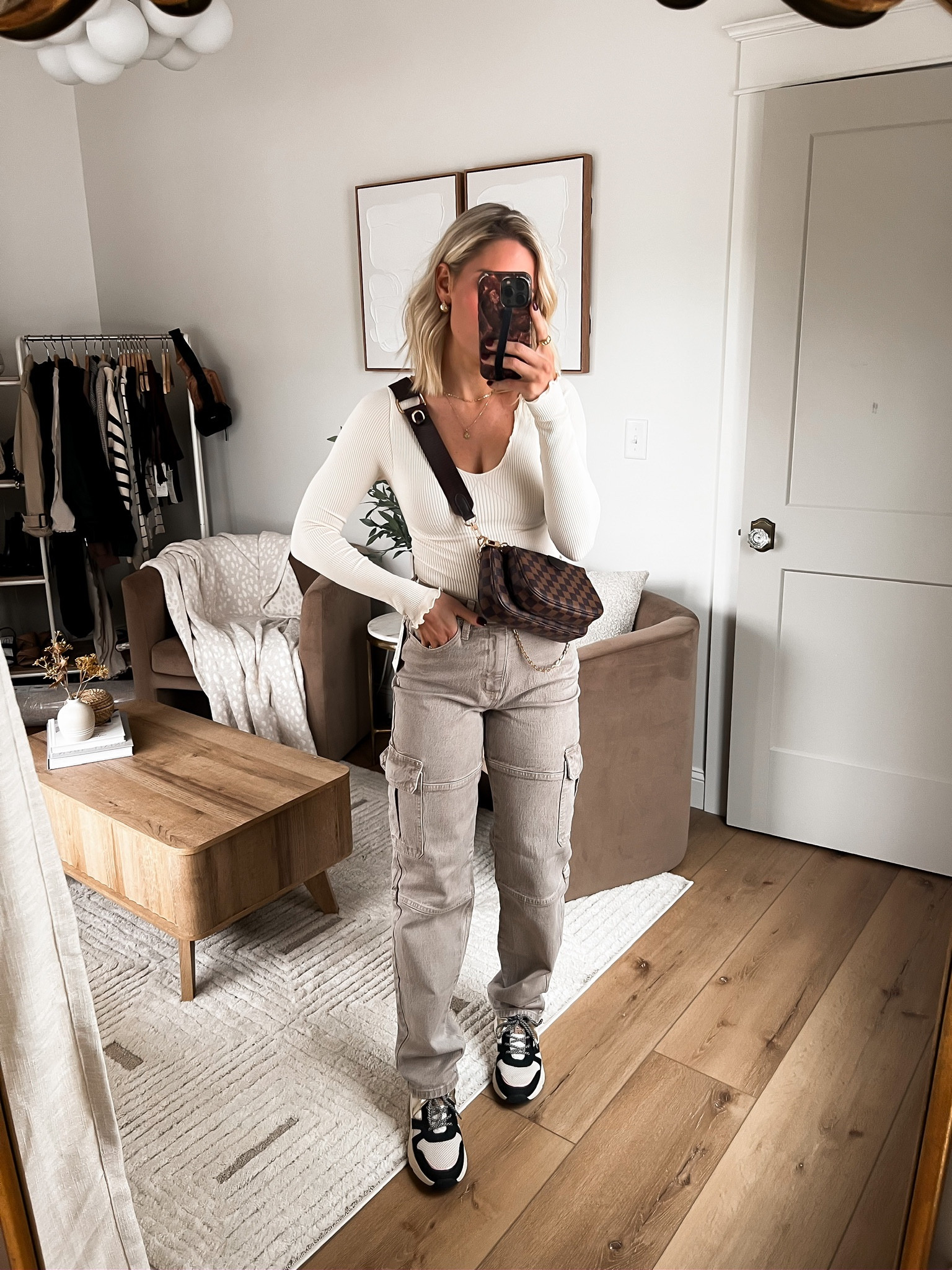 Casual Fall 🍁

#LTKfindsunder50 #LTKstyletip #LTKSeasonal